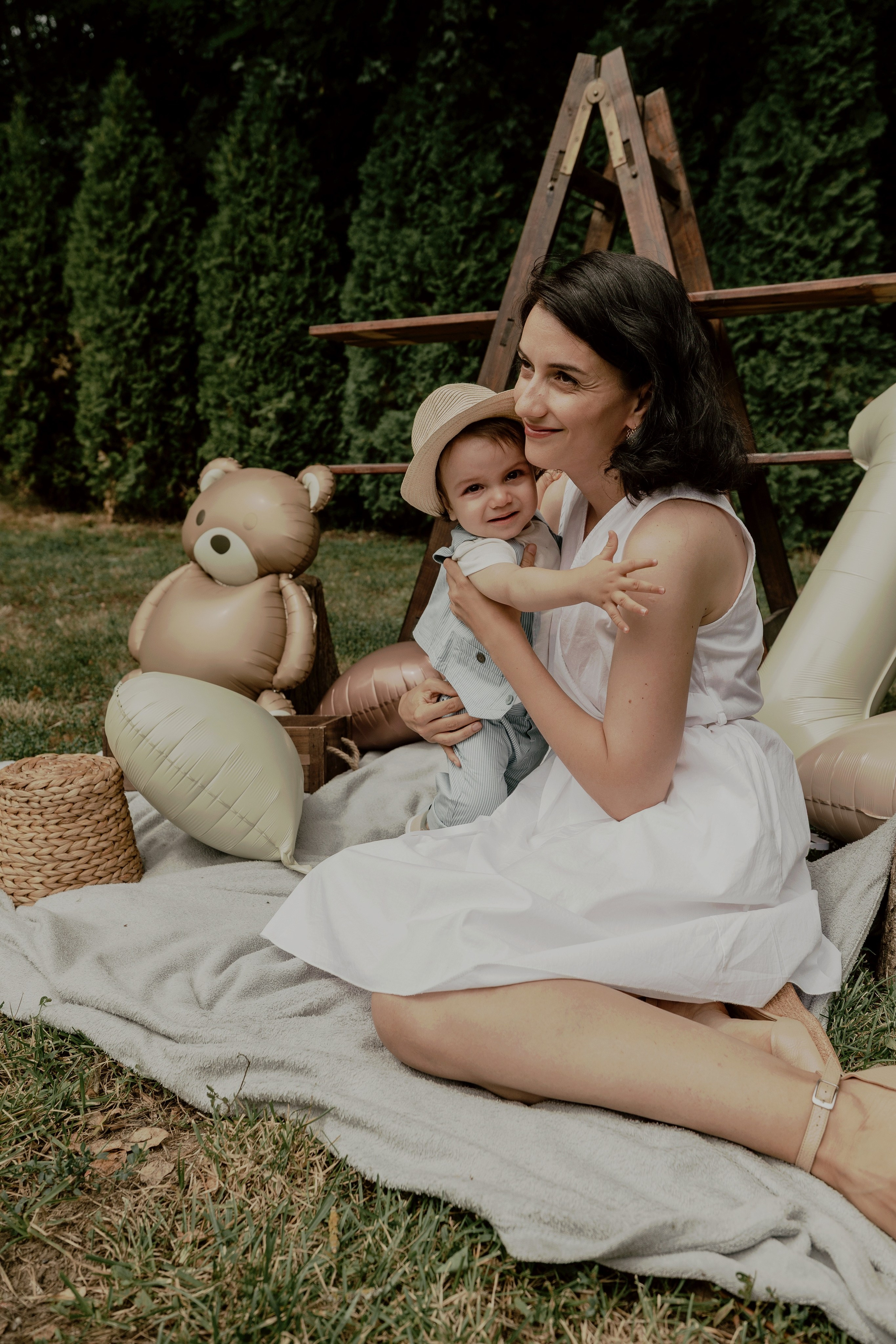 Armin — Micul explorator împlinește 1 an. Emotions Photo Art