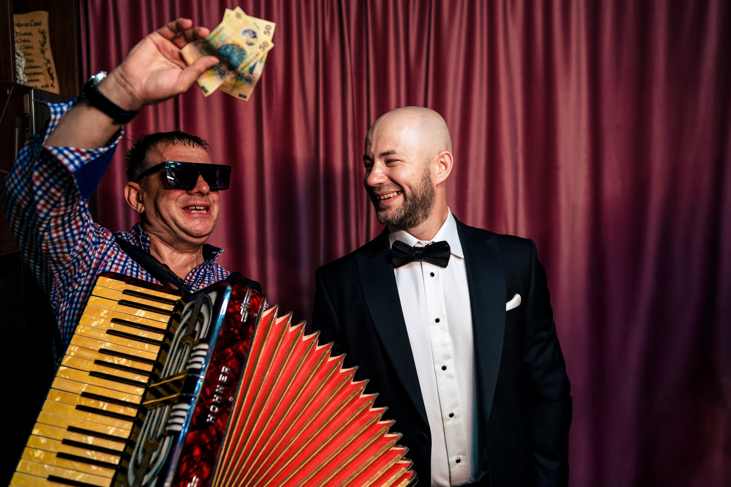 Crina & Cătălin. Acasă