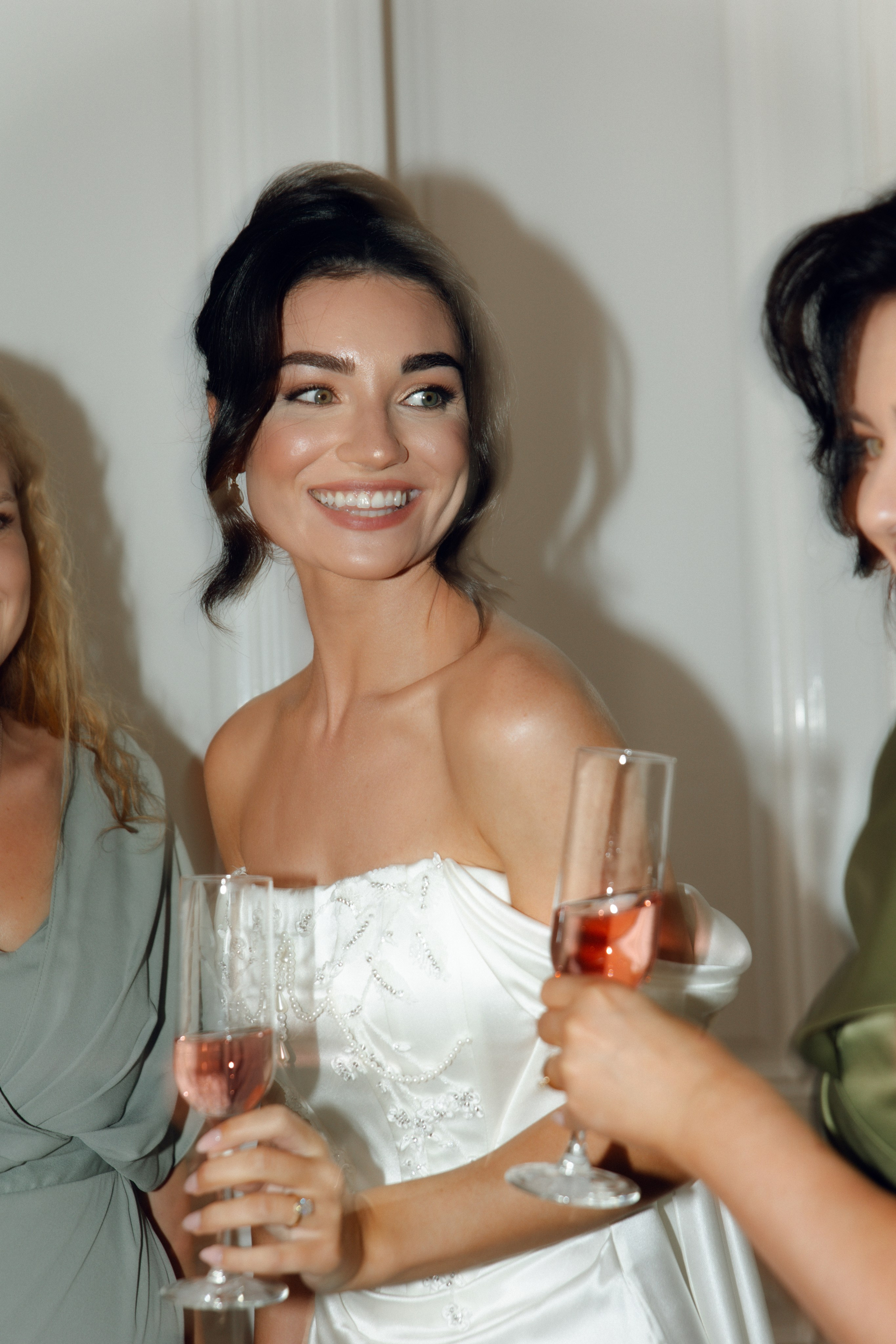 Elegant Castle Wedding in Austria | Alwin & Ruth’s Fairytale Celebration. Wedding photographer and videographer based in Timisoara, Romania