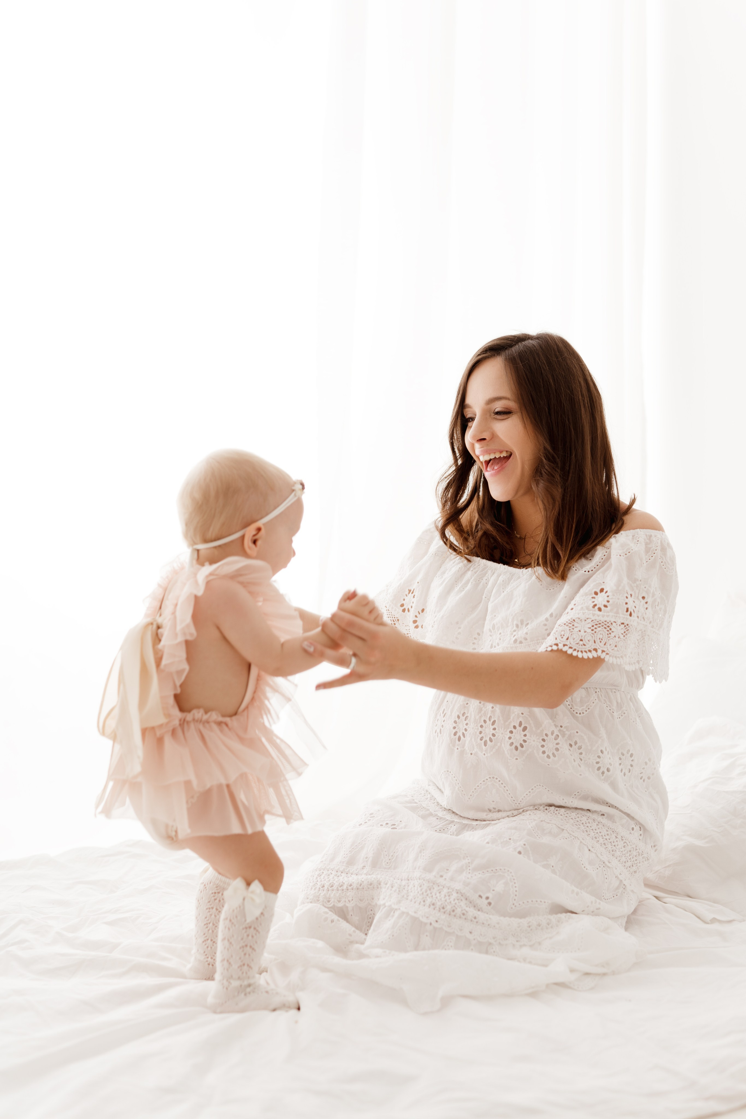 Sesja ciążowa Zuzanny. Fotograf Łódź - sesja ciążowa, noworodkowa, dziecięca. Studio w Łodzi