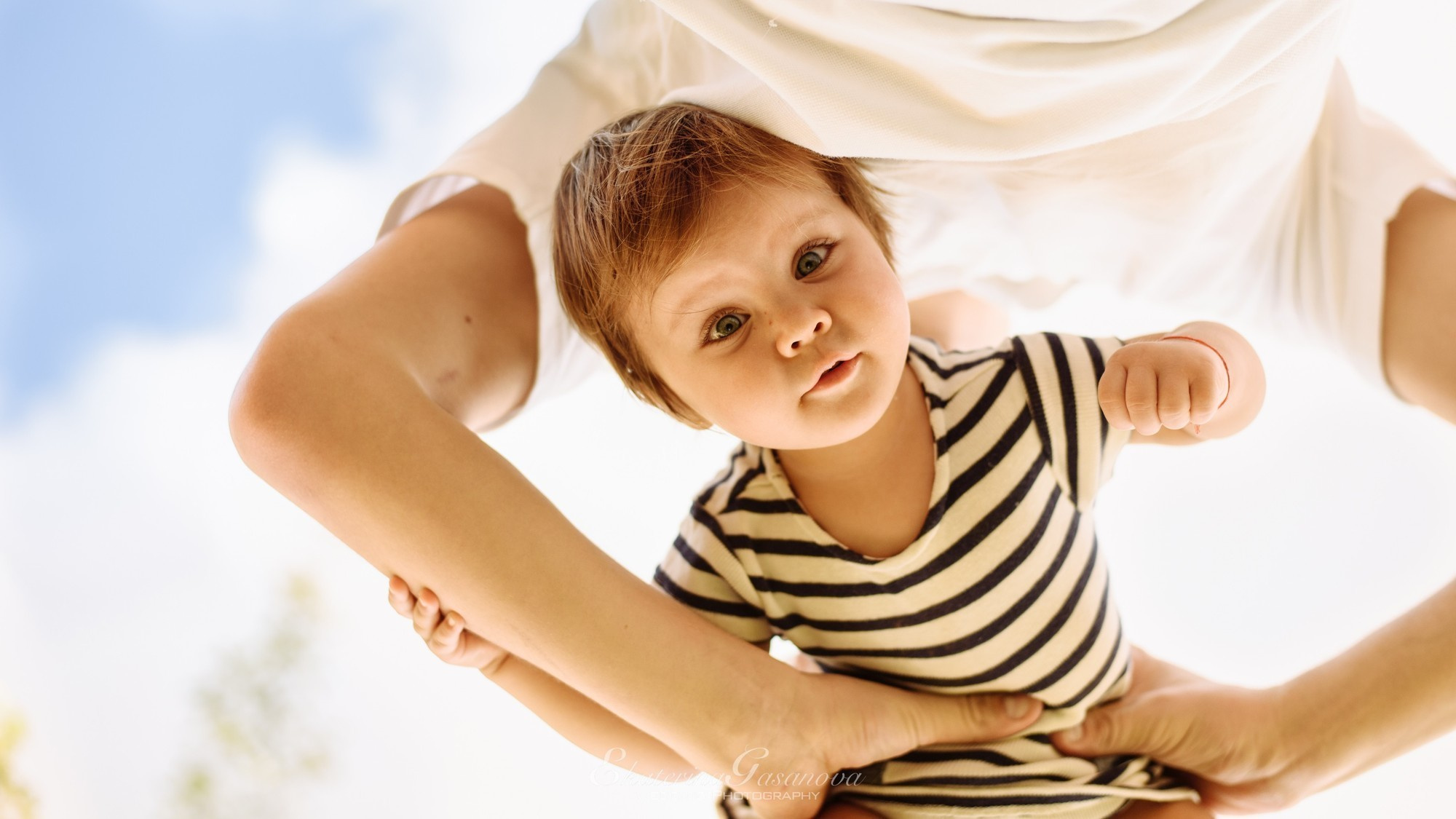 Reportaje fotográfico del primer cumpleaños de Lyasya. Фотограф Екатерина Гасанова — фотосессии в Барселоне