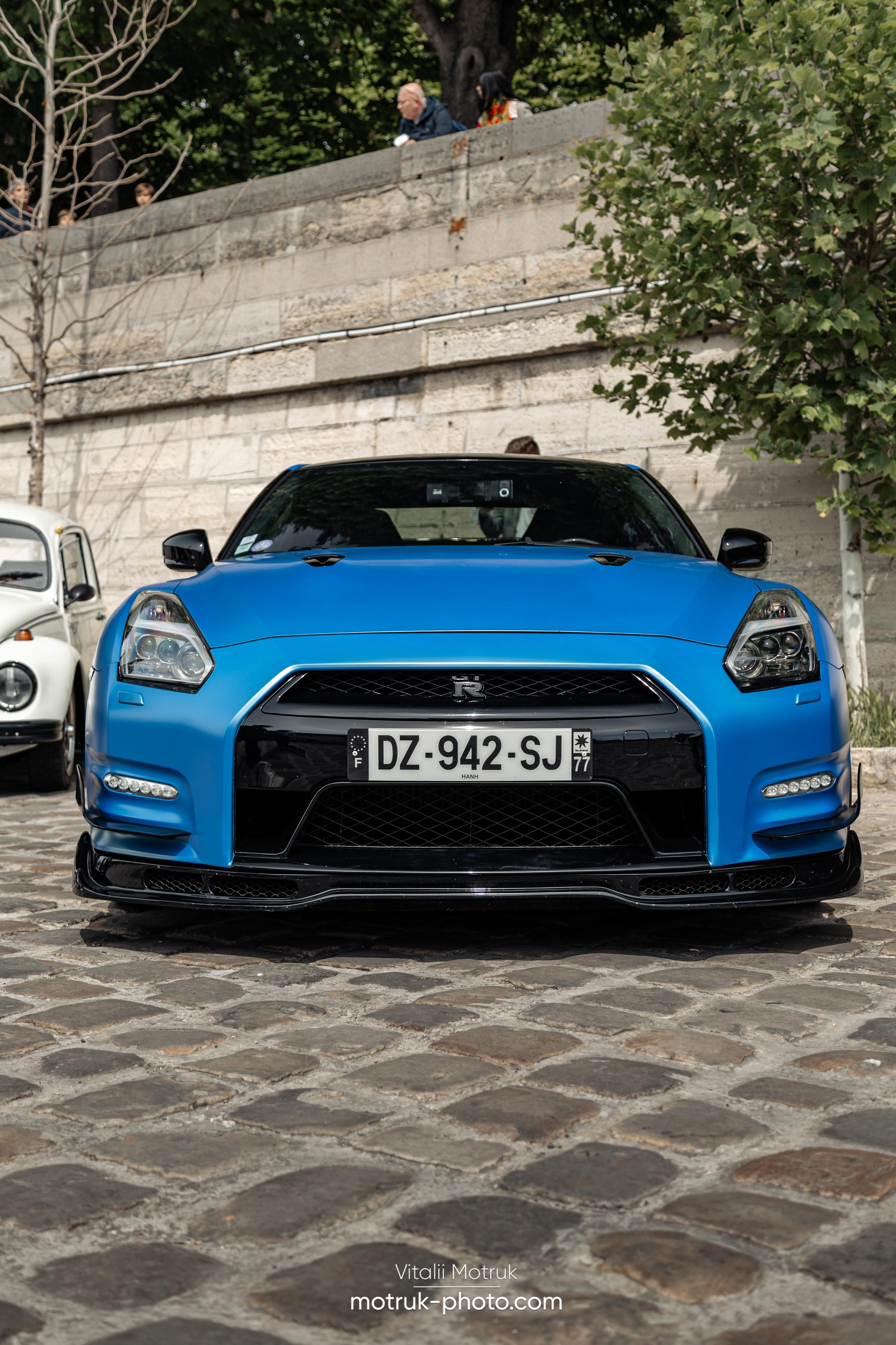 Bateaux Mouches 1 mai. Photographe de voitures à Paris — Vitalii Motruk