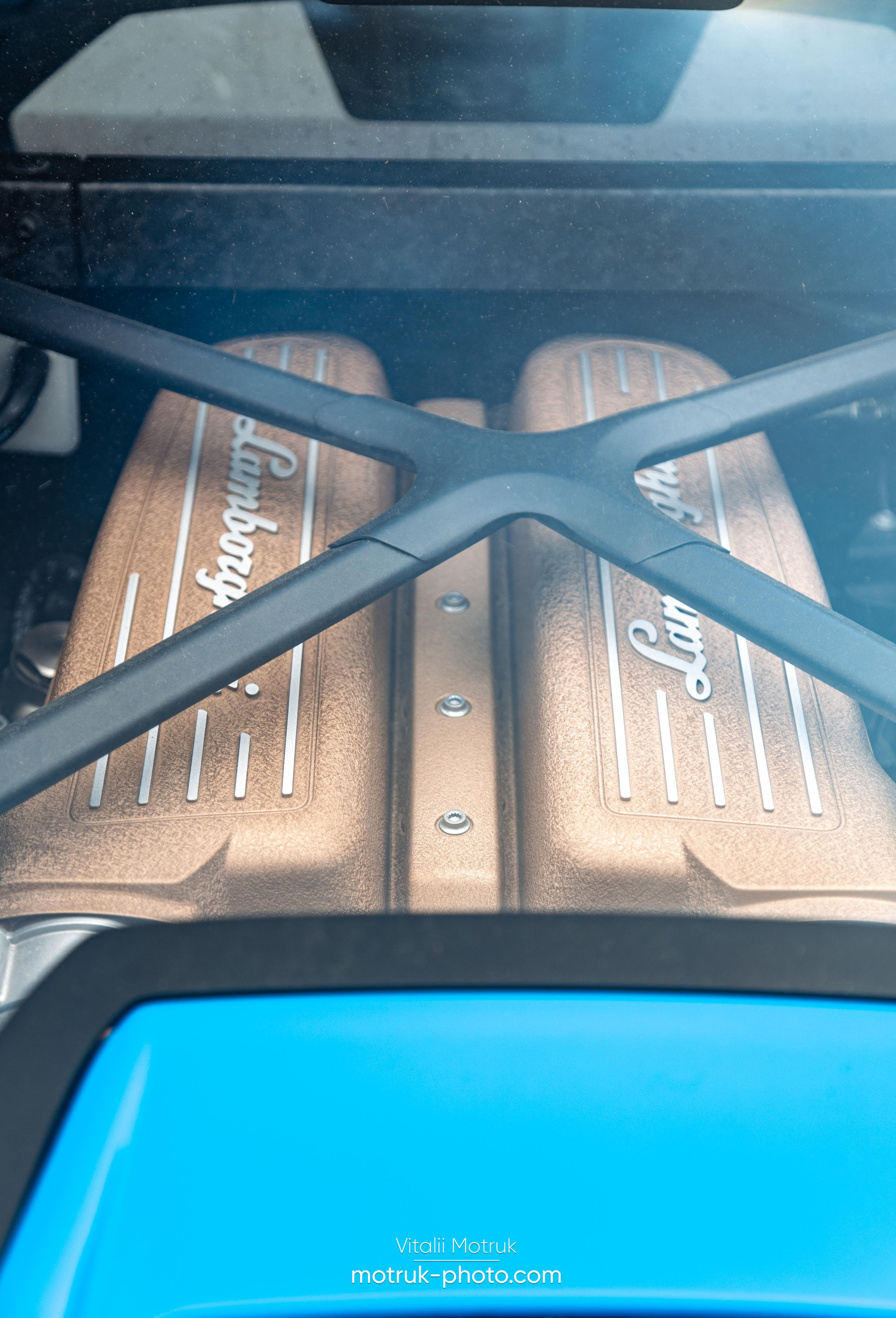 Bateaux Mouches 8 mai. Photographe de voitures à Paris — Vitalii Motruk