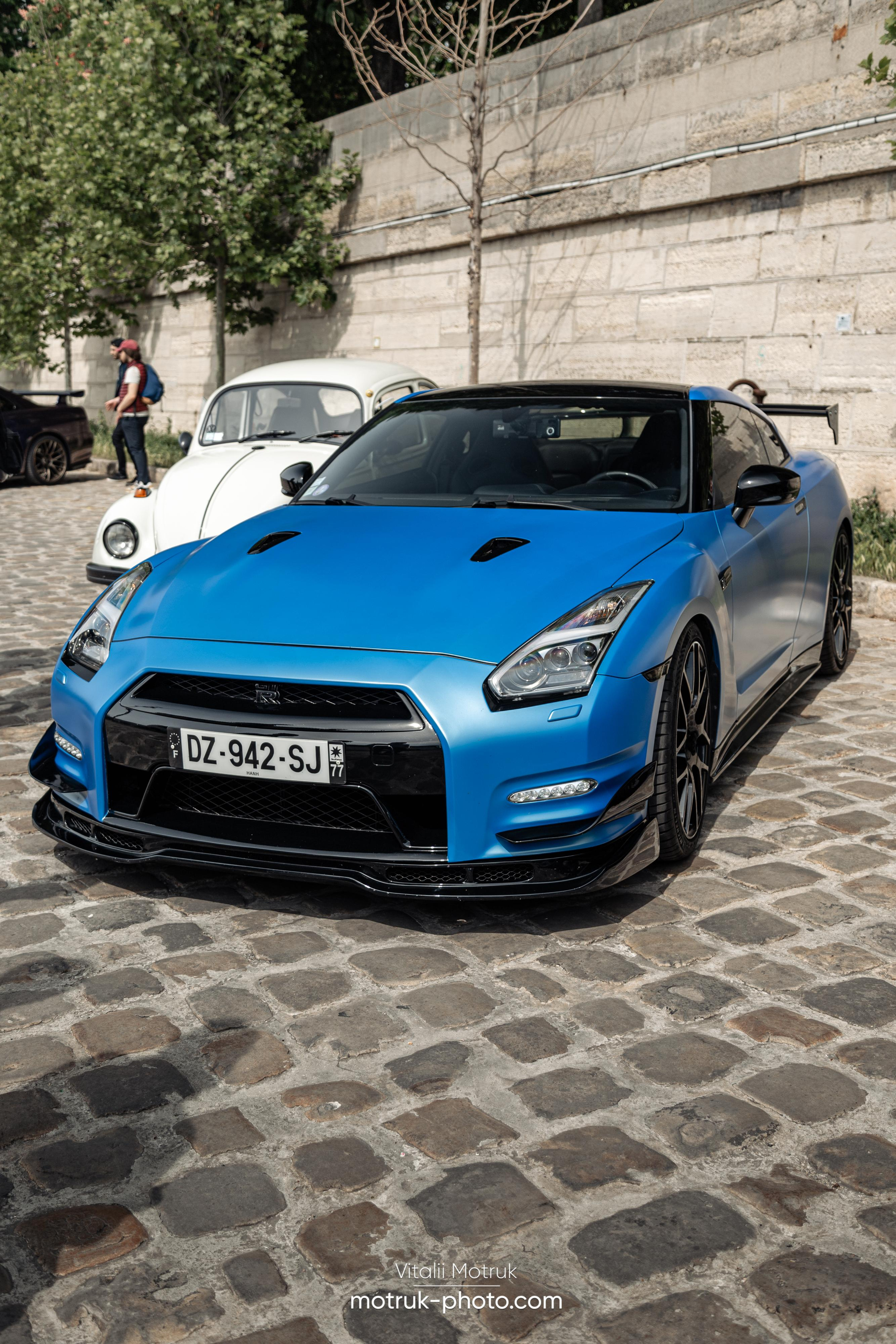 Bateaux Mouches 1 mai. Photographe de voitures à Paris — Vitalii Motruk