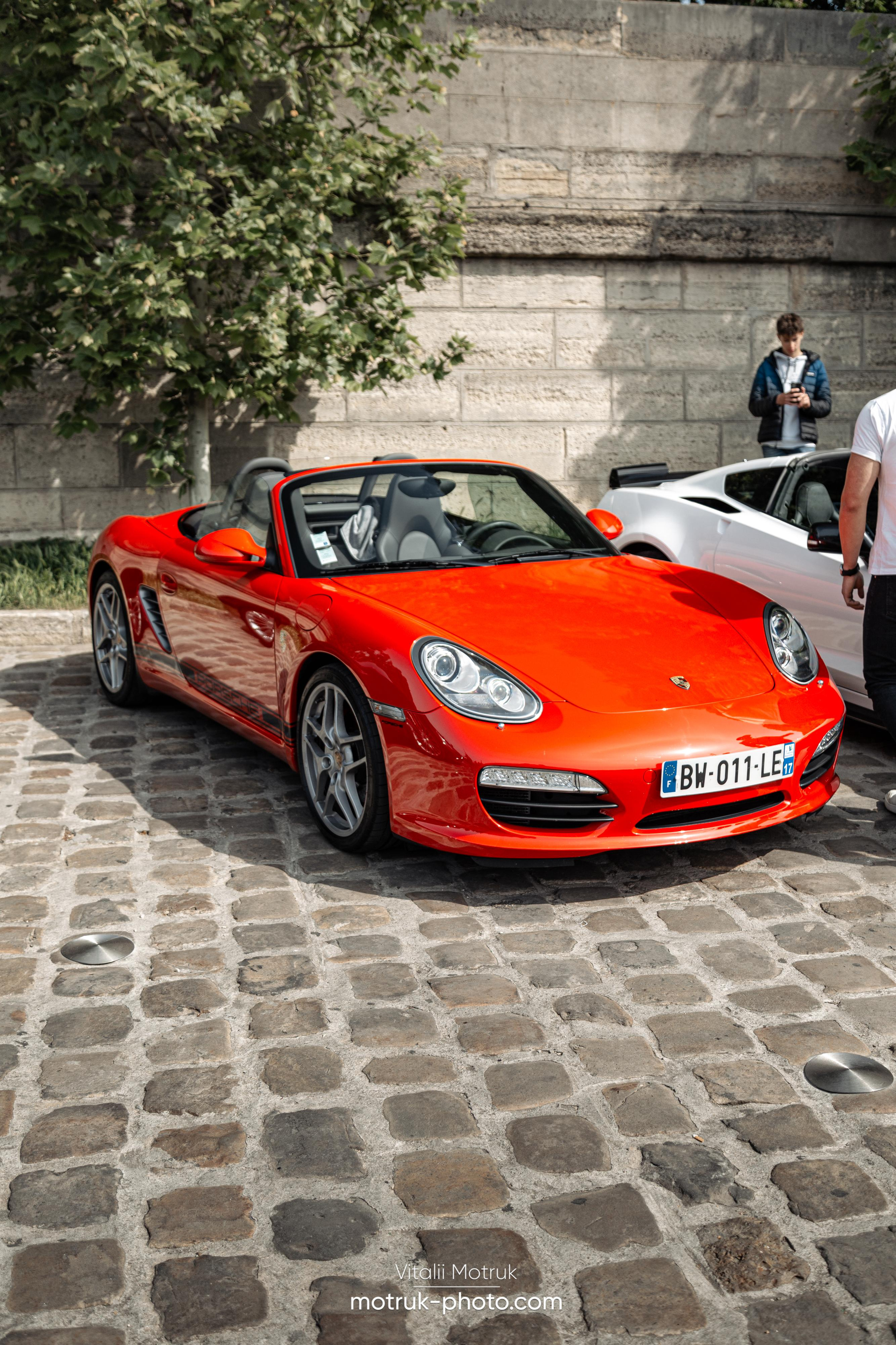 Bateaux Mouches 1 mai. Photographe de voitures à Paris — Vitalii Motruk