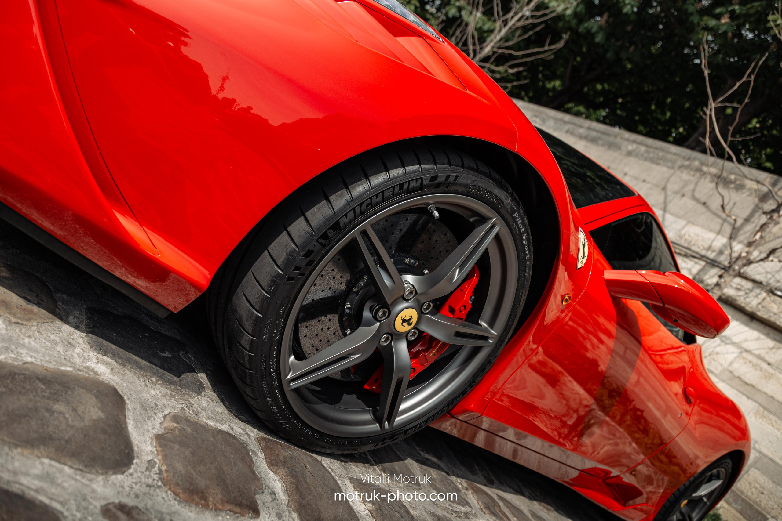Bateaux Mouches 1 mai. Photographe de voitures à Paris — Vitalii Motruk