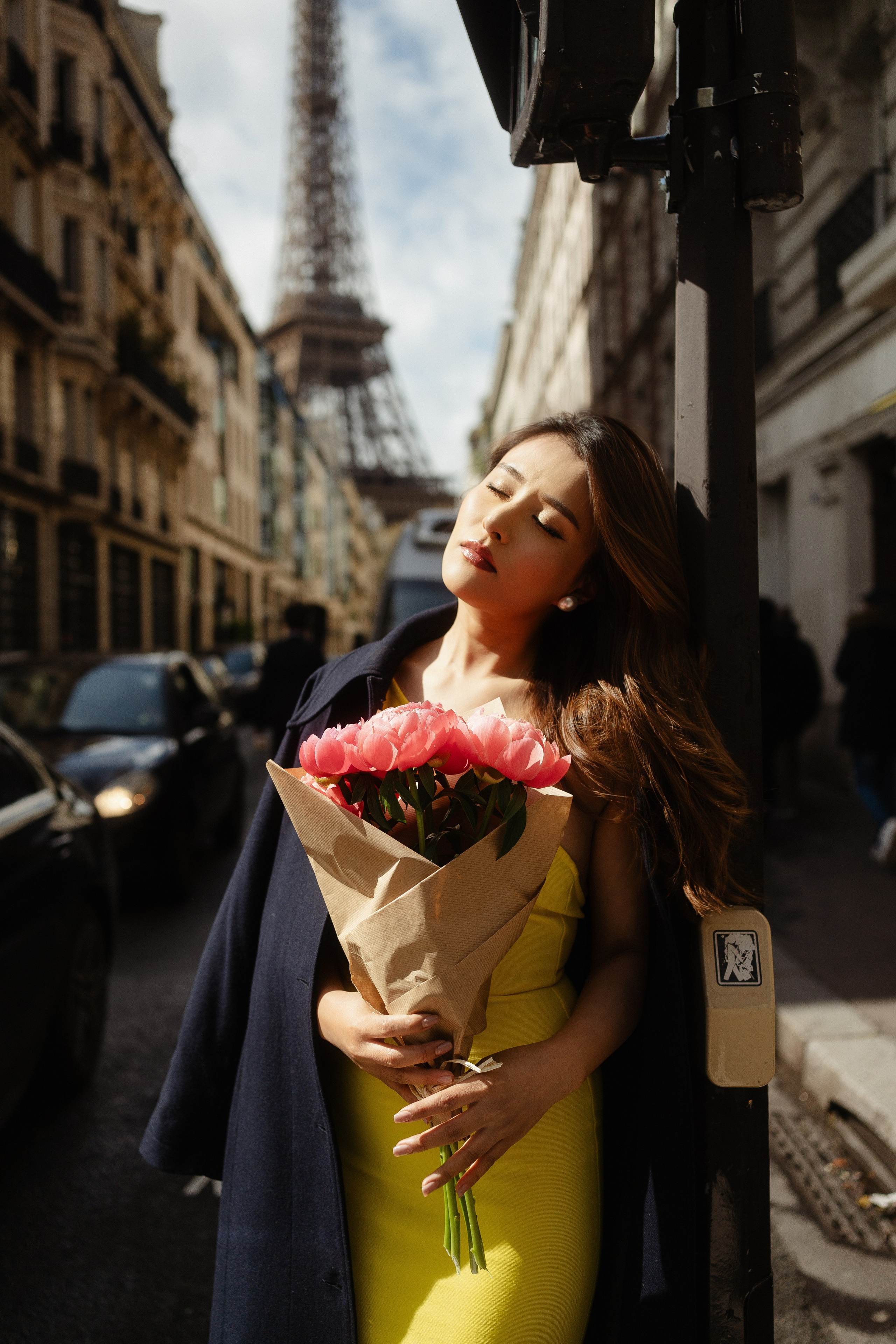Content shooting. Photographer in Paris Yulia Shkadina | Couples, engagement, pre-wedding, individual photo-shoots in Paris at the best locations
