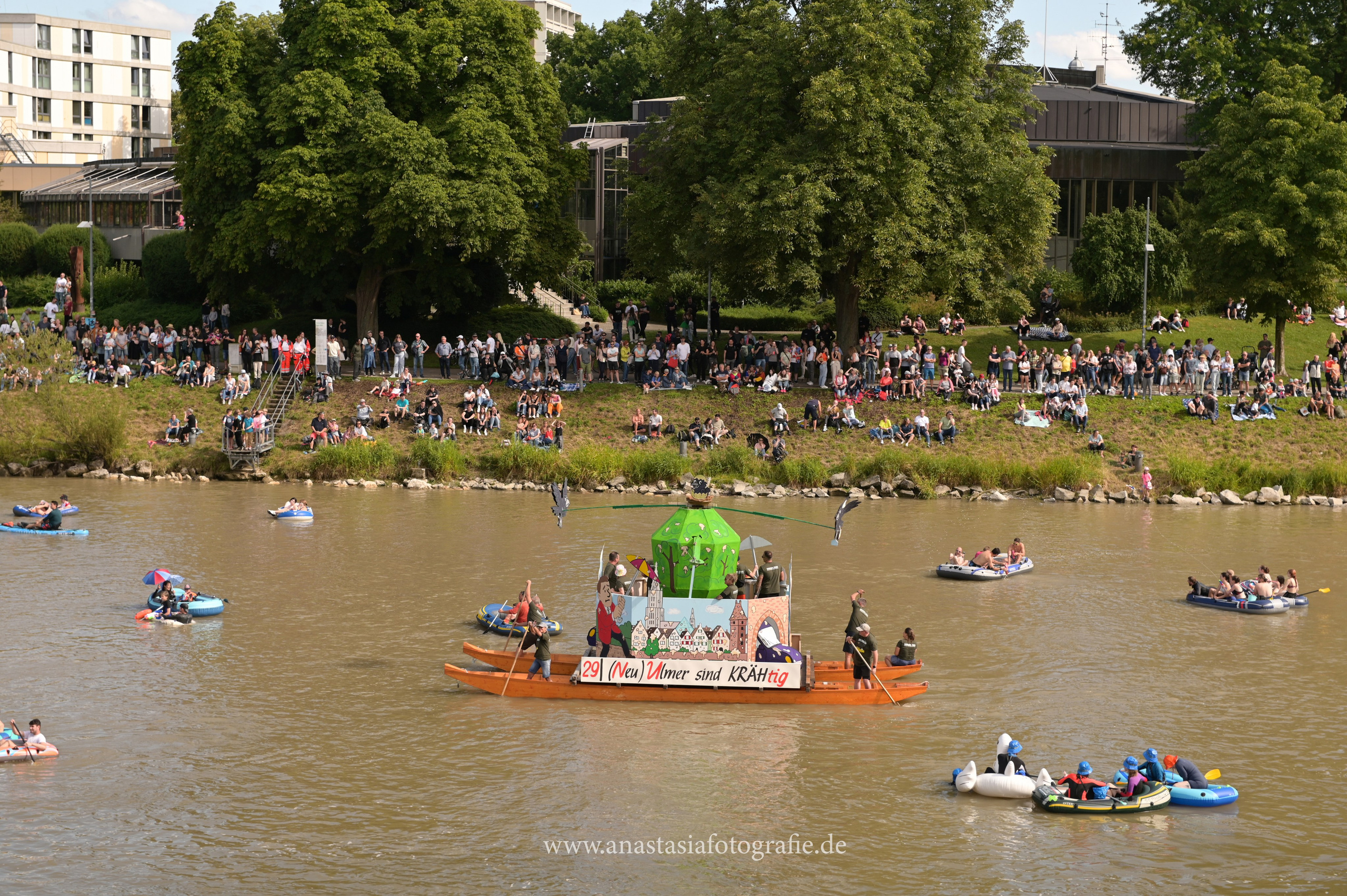 Nabada Ulm 2025. Newbornfotograf Kinderfotograf Ulm Familienfotograf Anastasia Neu-Ulm