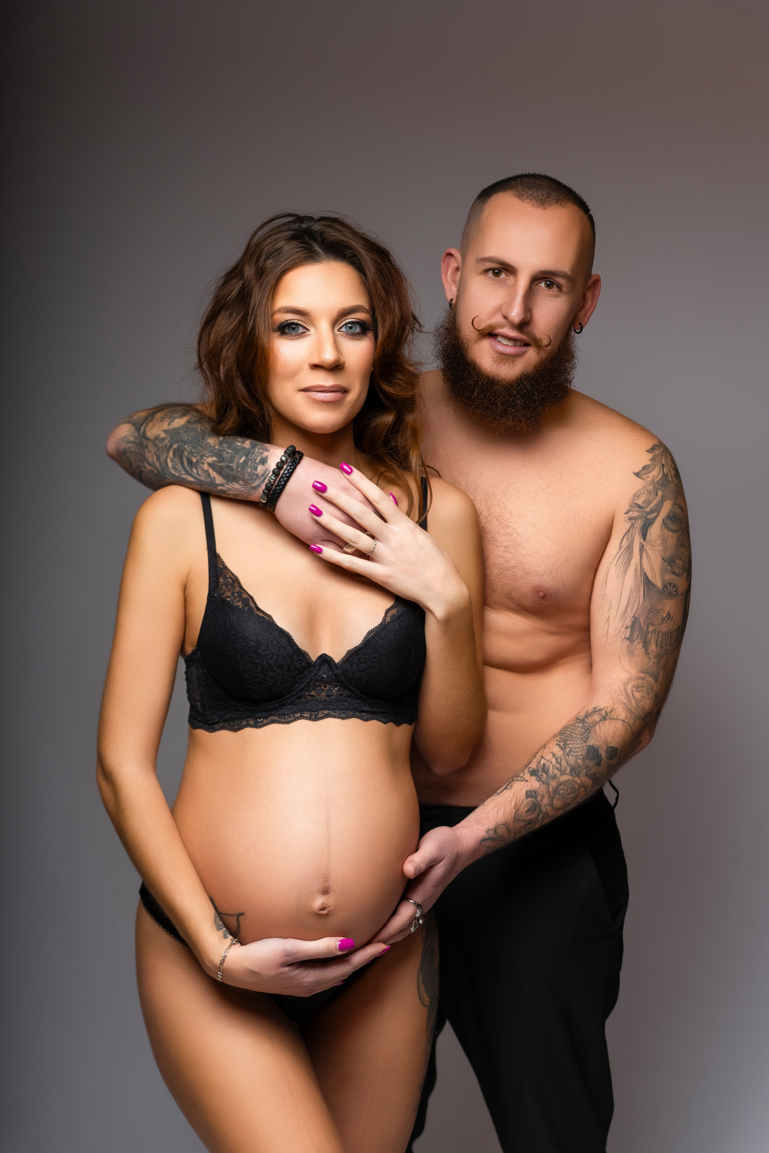 Photographe grossesse Paris, Pregnancy photographer Paris. Photographer in Paris