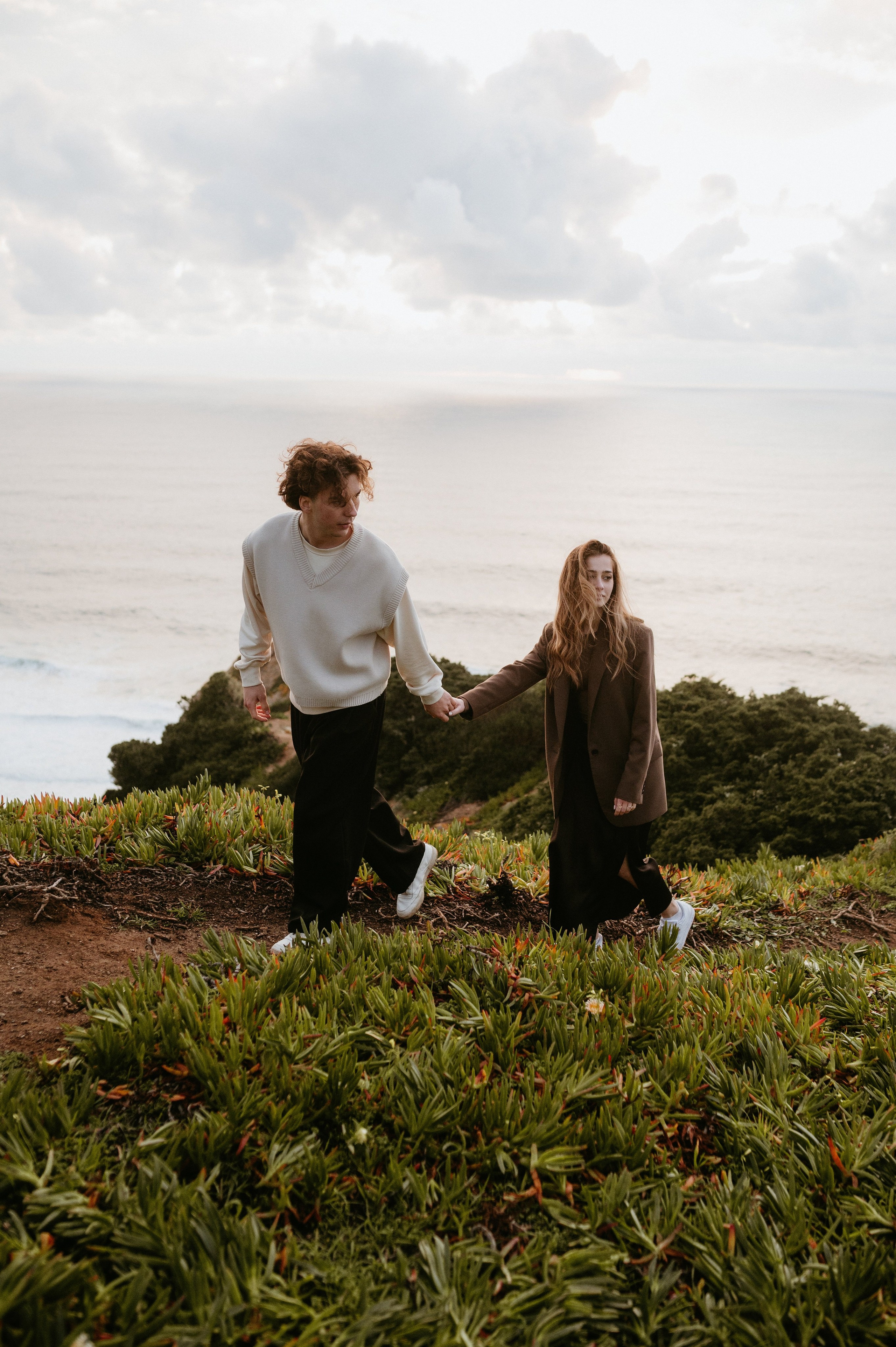 Praia da Ursa – ședință foto de cuplu într-un loc magic din Portugalia. Valentin Melen - fotograf de nunta 🤍