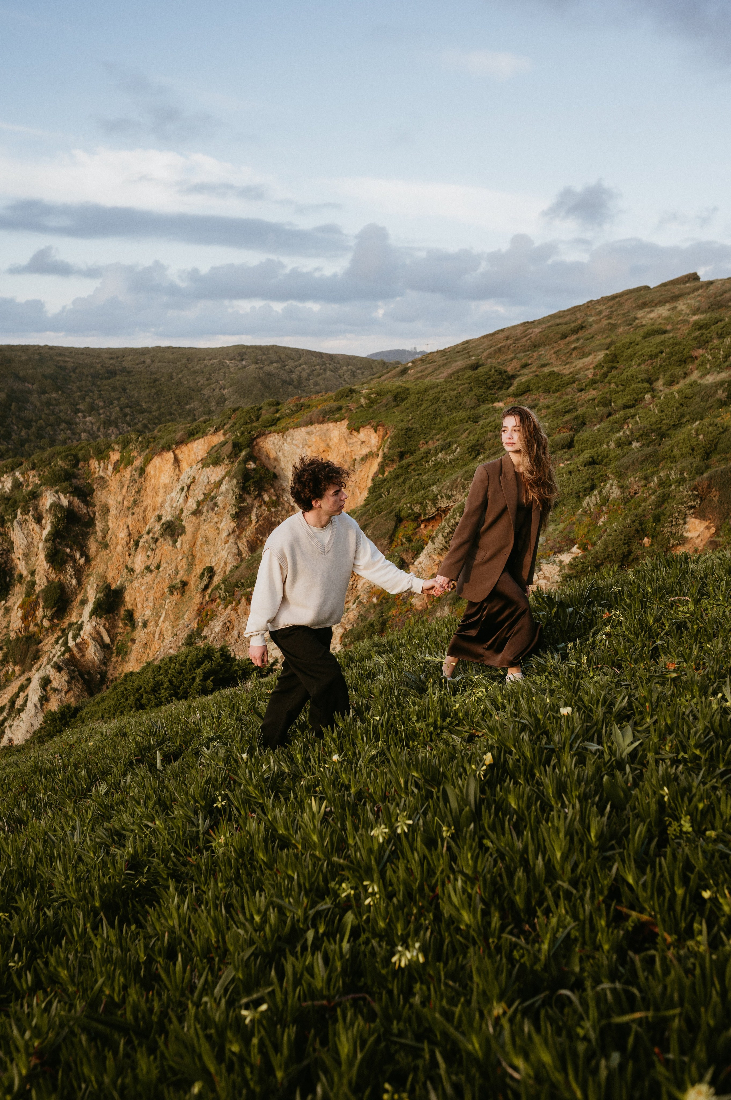 Praia da Ursa – ședință foto de cuplu într-un loc magic din Portugalia. Valentin Melen - fotograf de nunta 🤍