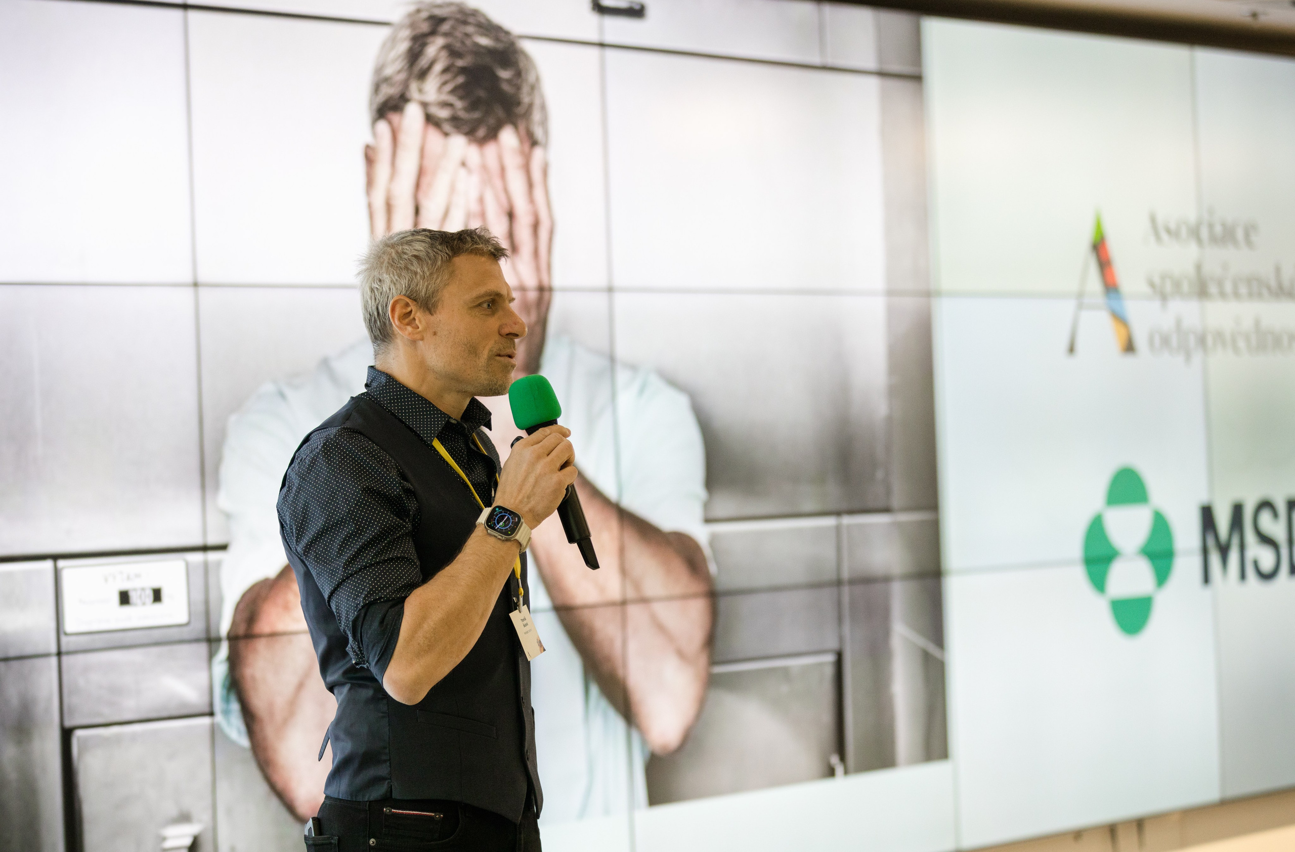 Eventová fotografie. Dana Lišková — Empatická fotografka | Introspektivní umělkyně | Neurodivergentní koučka| Zakladatelka Artepy.cz