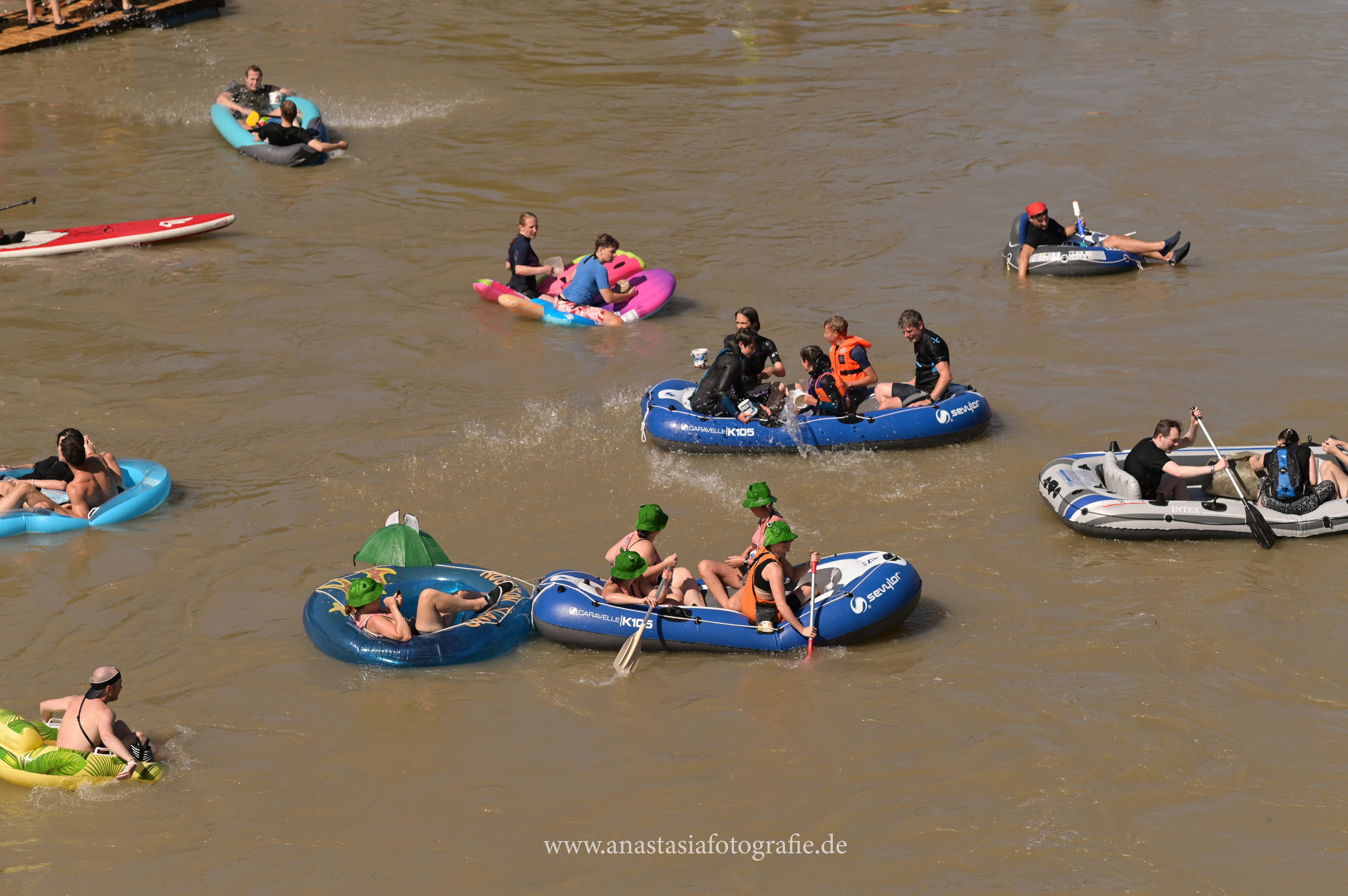 Nabada Ulm 2025. Newbornfotograf Kinderfotograf Ulm Familienfotograf Anastasia Neu-Ulm