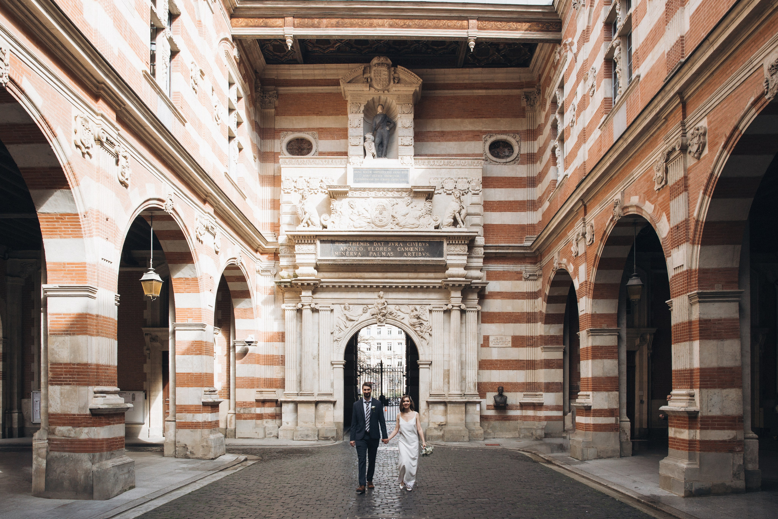 Камерная свадебная фотосессия в Тулузе для Анны и Жюльен. Евгения Смирнова — фотограф в Тулузе и юго-западной Франции