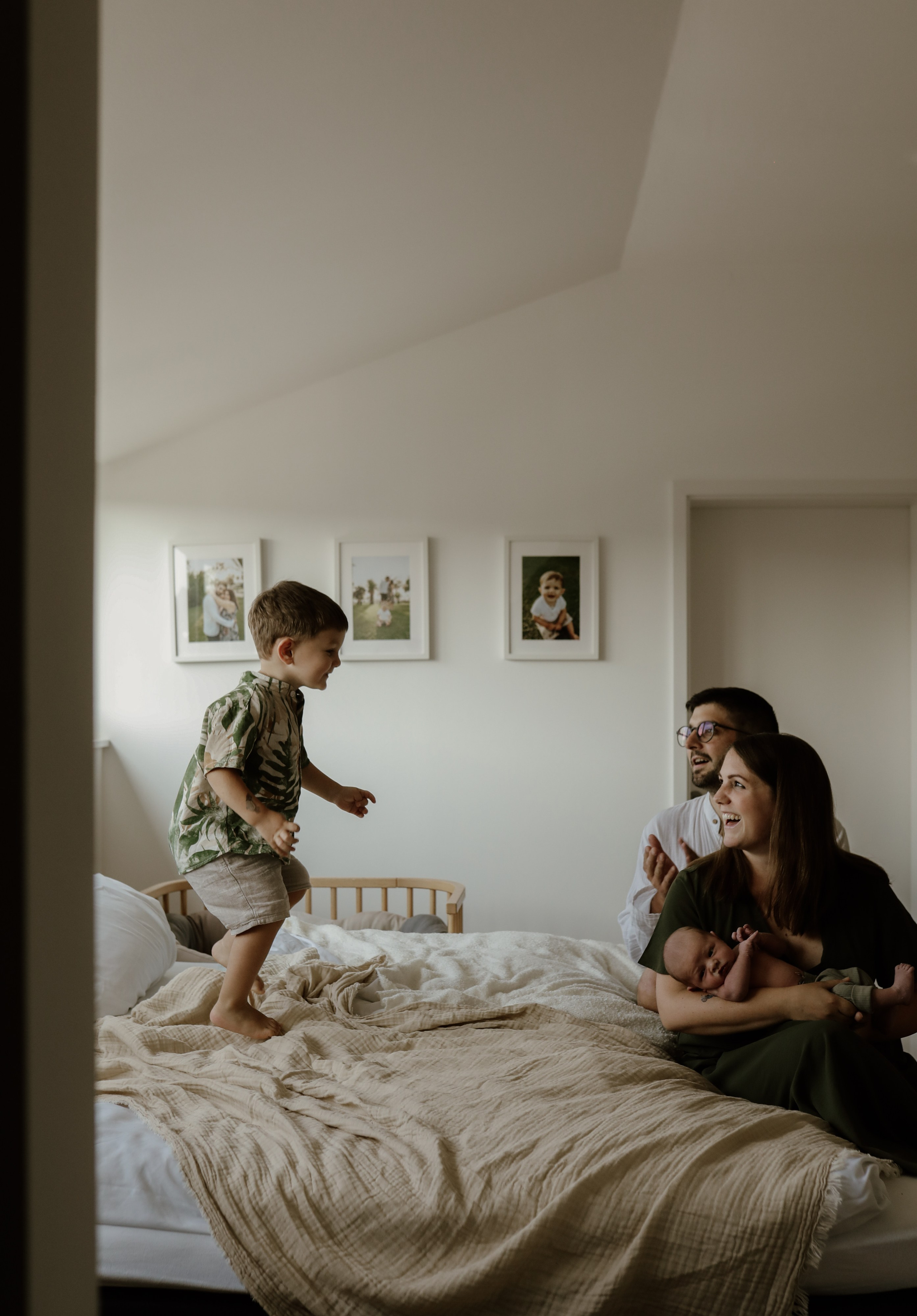 Newborn Fotoshooting ohne Stress?f. Hochzeitsfotograf und Familienfotograf in Neustadt an der Weinstraße, Haßloch, Ludwigshafen, Speyer und Landau - Ekaterina Seoud