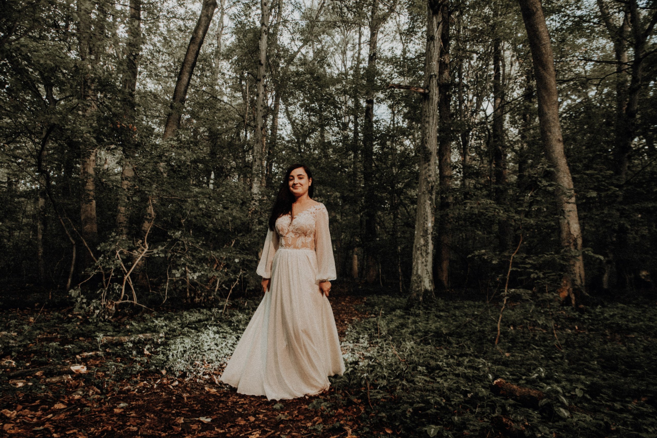 Ședința foto Trash the dress. Wedding photographer from Bucharest Eugen Elisei