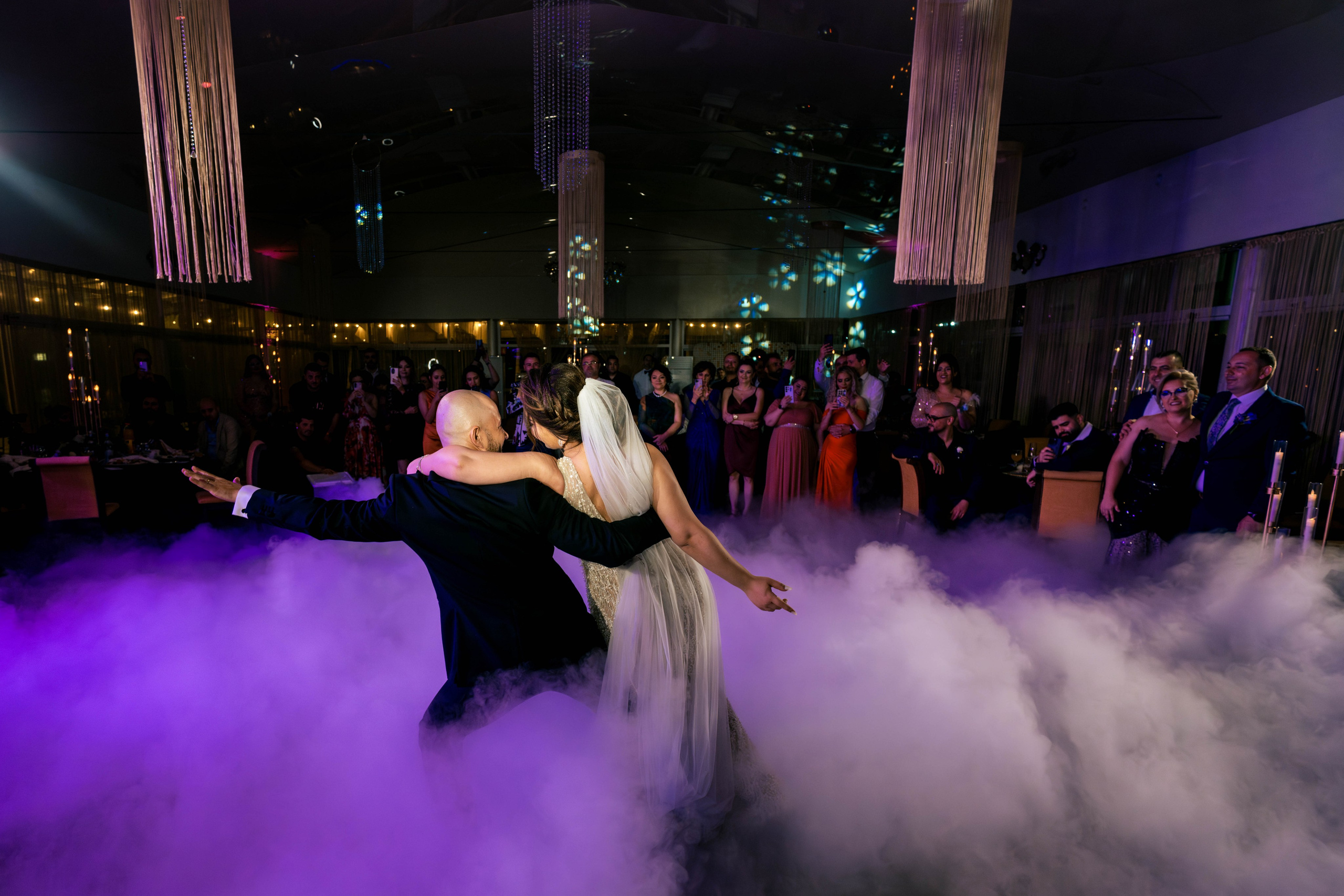 Crina & Cătălin. Acasă