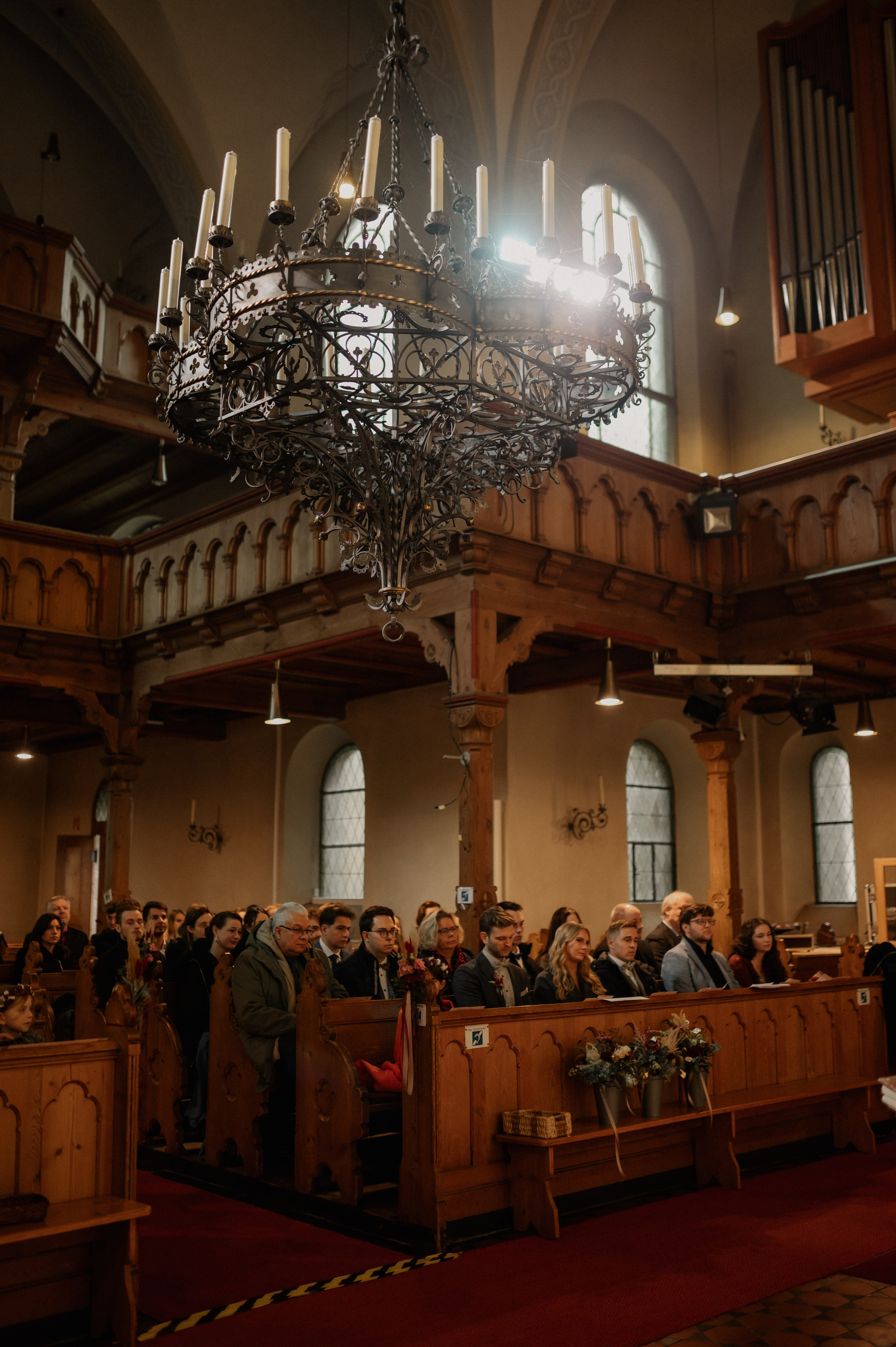 WINTER WEDDING IN NEUENDETTELSAU. Фотограф в Нюрнберге Ирина Менерт из Ансбаха