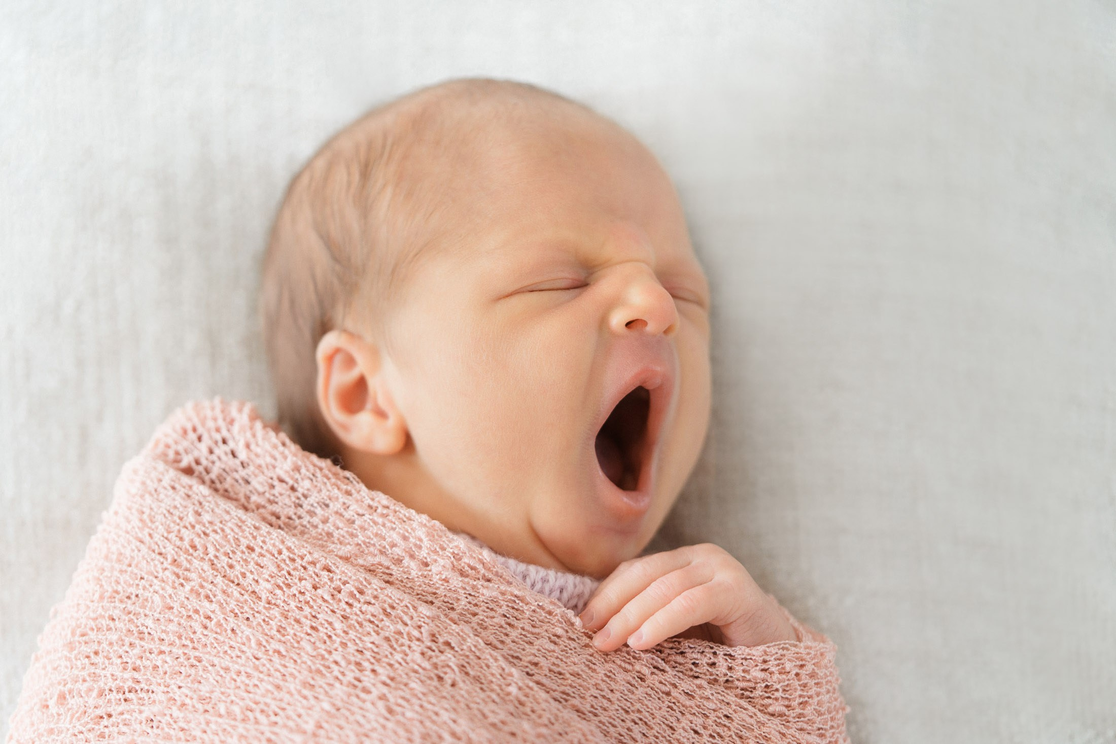 Vastasyntyneen tytön kuvaus Espoossa