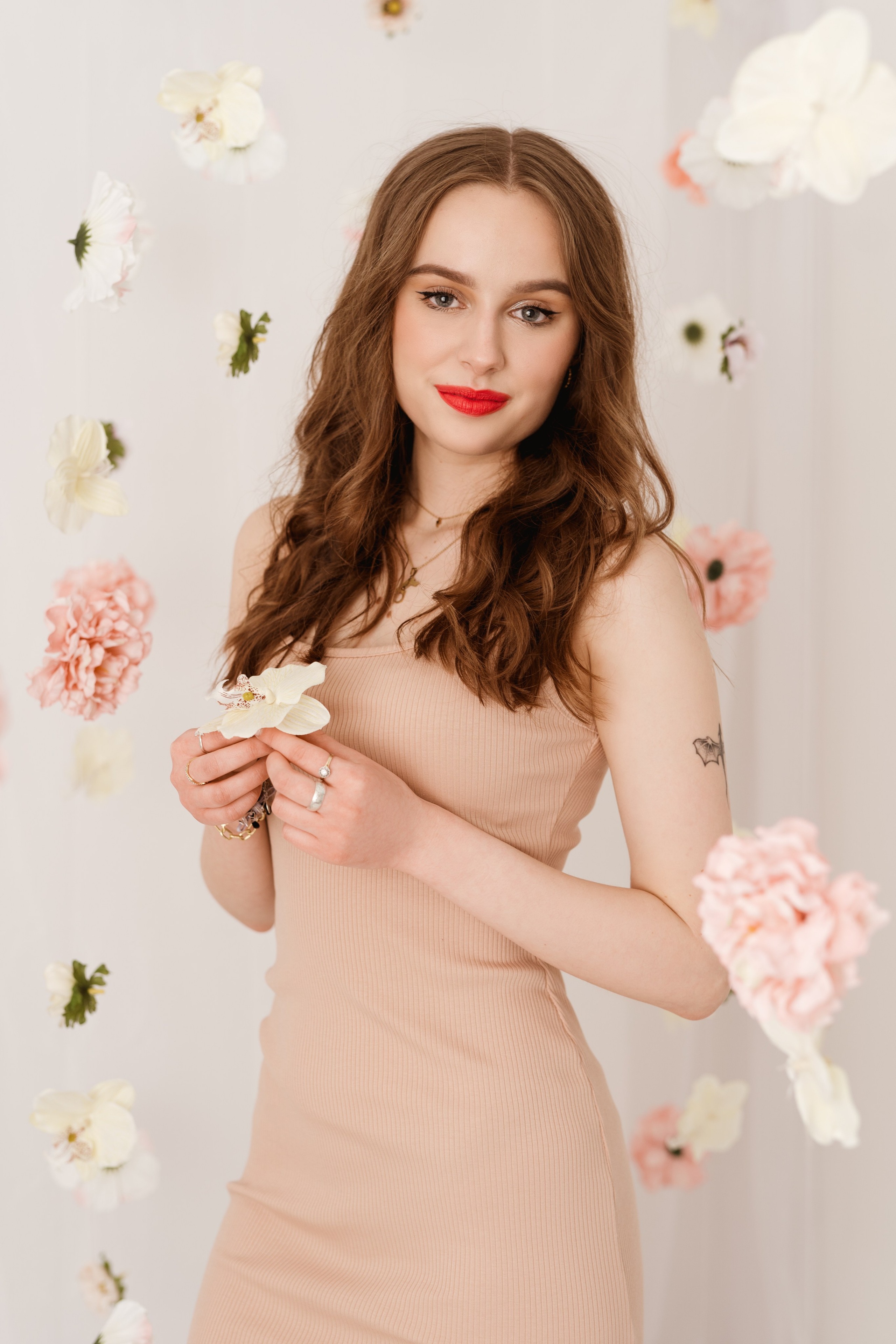 18 urodziny. Fotograf Łódź - sesja ciążowa, noworodkowa, dziecięca. Studio w Łodzi