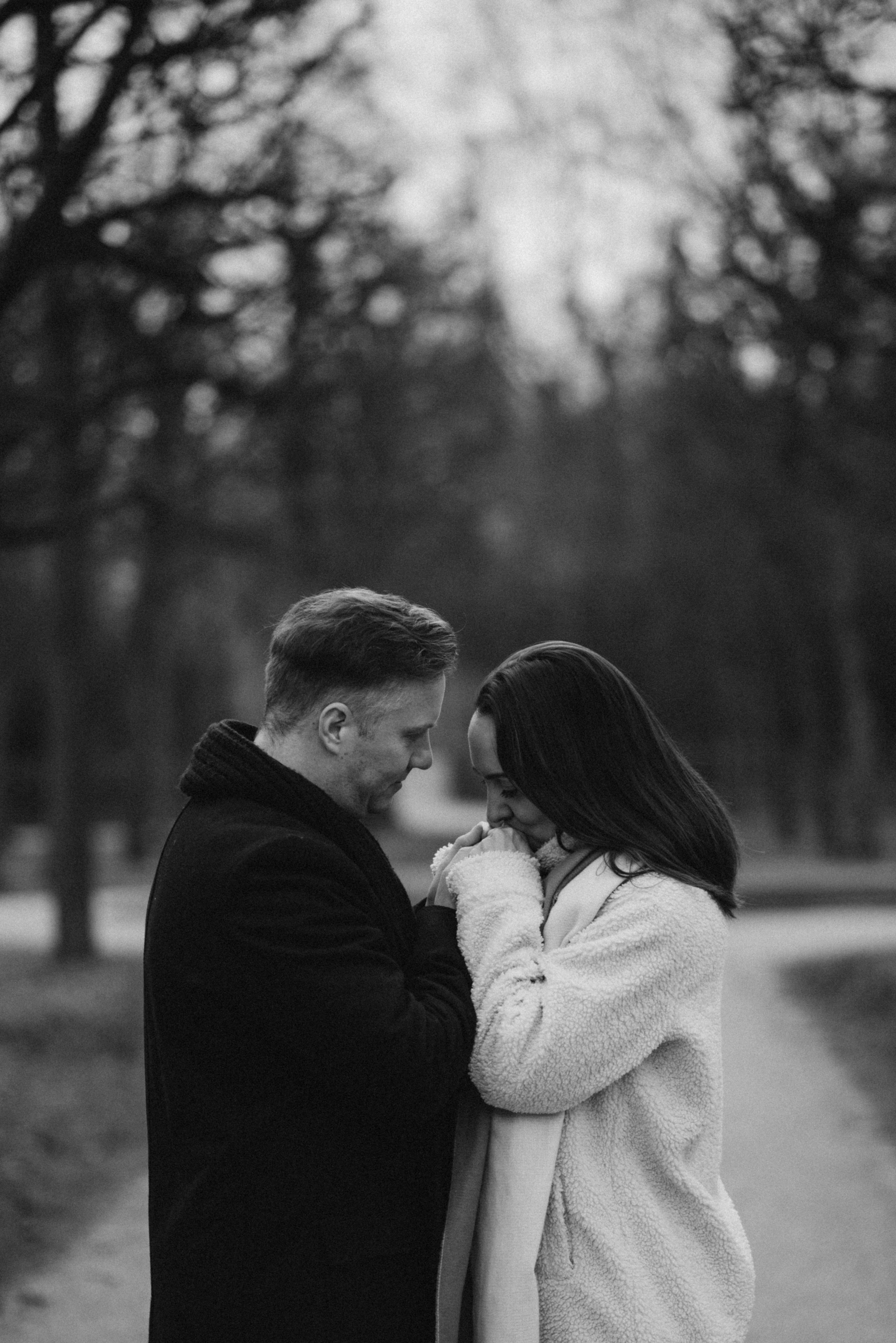 Love Story in Hofgarten Ansbach. Фотограф в Нюрнберге Ирина Менерт из Ансбаха