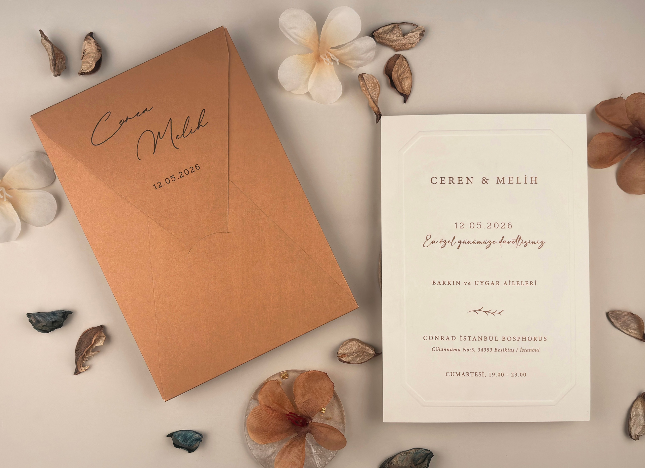 Invitații Elegante și Refined: Catalogul Ellite | Nunta, Petreceri, Evenimente Corporate.- invitații nuntă - modele invitații nuntă - invitații nuntă 2025 - invitații de nuntă elegante - invitații de nuntă personalizate - invitații nuntă online - invitații nuntă handmade - catalog invitații nuntă - invitații originale nuntă - invitații de nuntă moderne - invitații nuntă vintage - invitații nuntă rustice - invitații nuntă clasice - design invitații nuntă - invitații de nuntă cu tematică.- invitații nuntă florale - invitații nuntă boho - invitații nuntă aurii - invitații nuntă minimaliste - invitații nuntă cu sigiliu - invitații nuntă cu acuarelă - invitații nuntă cu fotografie - invitații nuntă cu inițiale - invitații nuntă elegante alb-negru - invitații nuntă cu hârtie texturată - invitații nuntă cu decupaj laser - invitații nuntă cu flori uscate. - print invitații nuntă - invitații nuntă personalizate cu numele mirilor - invitații nuntă cu plic inclus - invitații nuntă cu cartolină dublă - invitații nuntă calitate premium - invitații nuntă ieftine - invitații nuntă rapide.- invitații nuntă România - invitații nuntă București / Botoșani . Iași suceava- invitații nuntă cu livrare în țară - invitații nuntă online România.- „Invitație de nuntă elegantă cu design floral și plic crem” - „Model de invitație de nuntă vintage cu sigiliu de ceară” - „Set complet invitații de nuntă personalizate cu inițialele mirilor” - „Invitație de nuntă modernă cu design minimalist și text negru pe fundal alb” - „Invitație de nuntă rustică pe hârtie kraft cu șnur de iută” - „Invitație de nuntă cu decupaj laser și detalii aurii” - „Invitație de nuntă în stil boho cu imprimeu floral colorat” - „Invitație romantică de nuntă cu flori uscate și panglică din satin” - „Invitație de nuntă clasică cu monogramă și font caligrafic” - „Invitație de nuntă în stil glamour cu folie aurie și text embosat”- „Model de invitație de nuntă 2025 cu design elegant și font modern” - „Cele mai noi invitații de nuntă 2025 – stil floral, sofisticat”