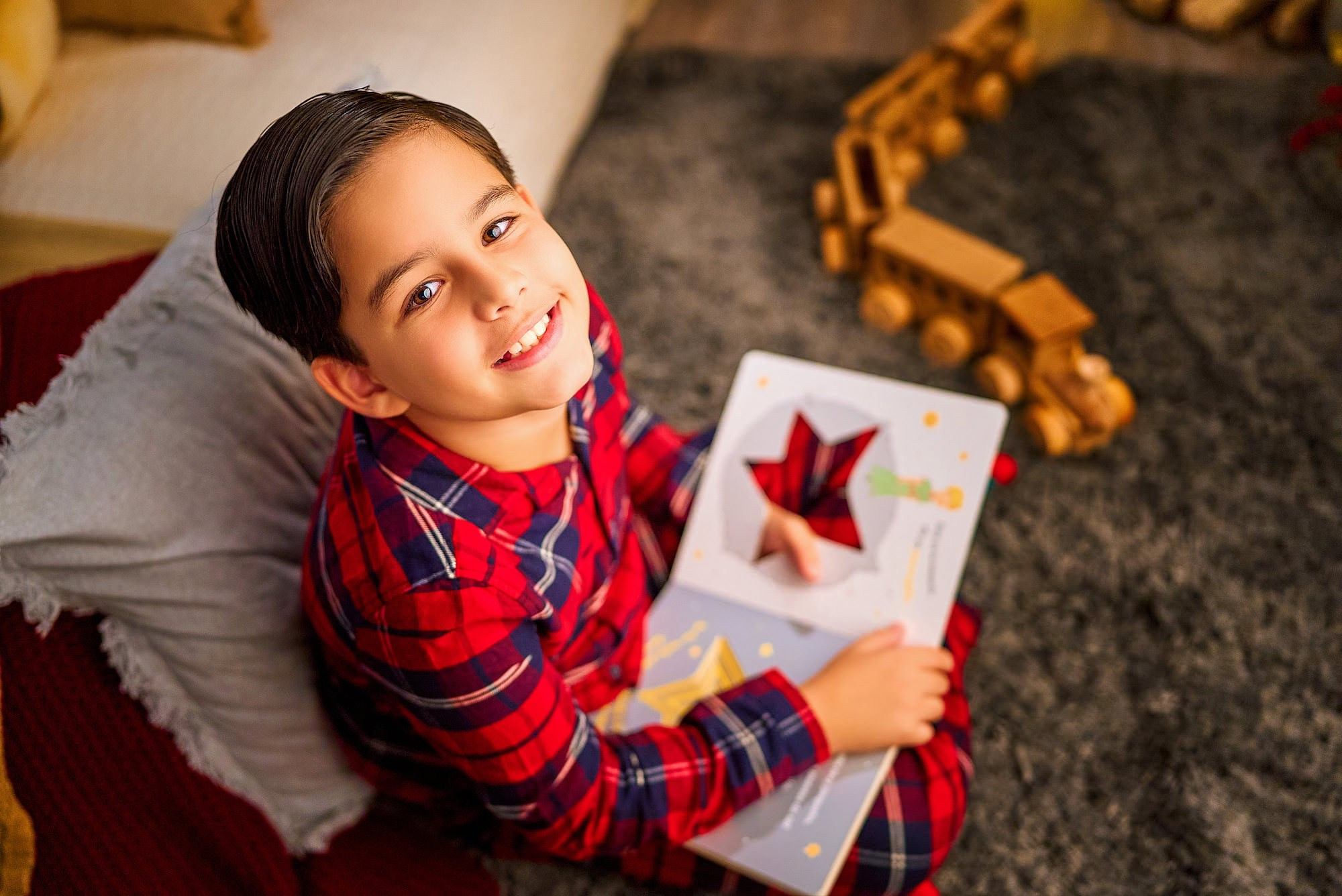 Sesión de fotos Navidad Tenerife. Fotógrafos en Tenerife dedicados a la fotografía de bebes, niños y familia