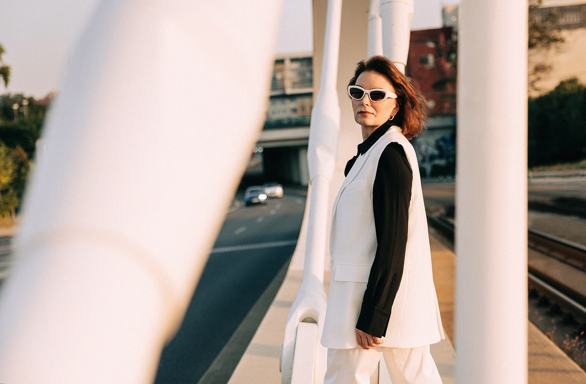 Elena in Troja bridge. Rodinný a svatební fotograf v Praze