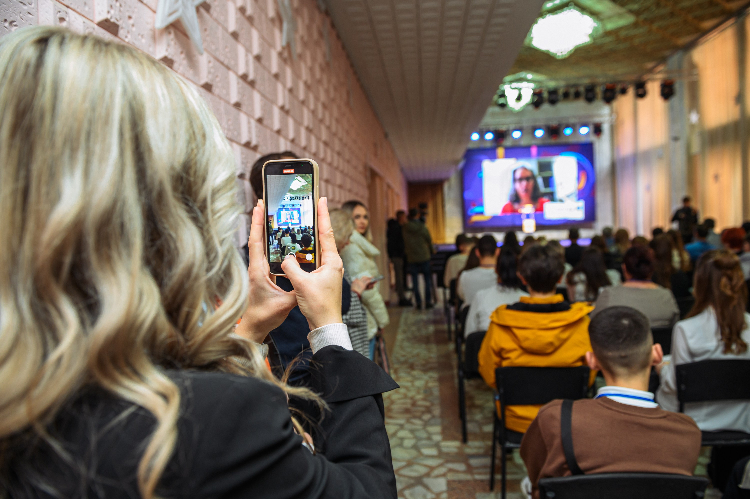 Креативная компания, профессиональная видео фото съемка