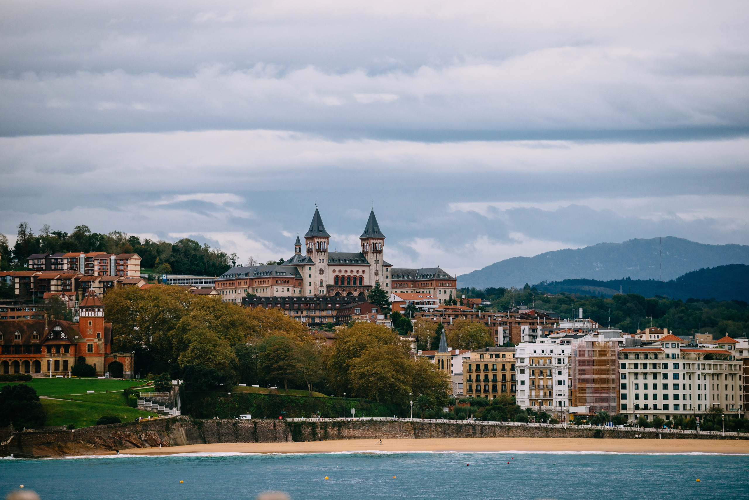 Mariage proposal in San-Sebastian Basque country. Photographer in Bilbao Irina Makou