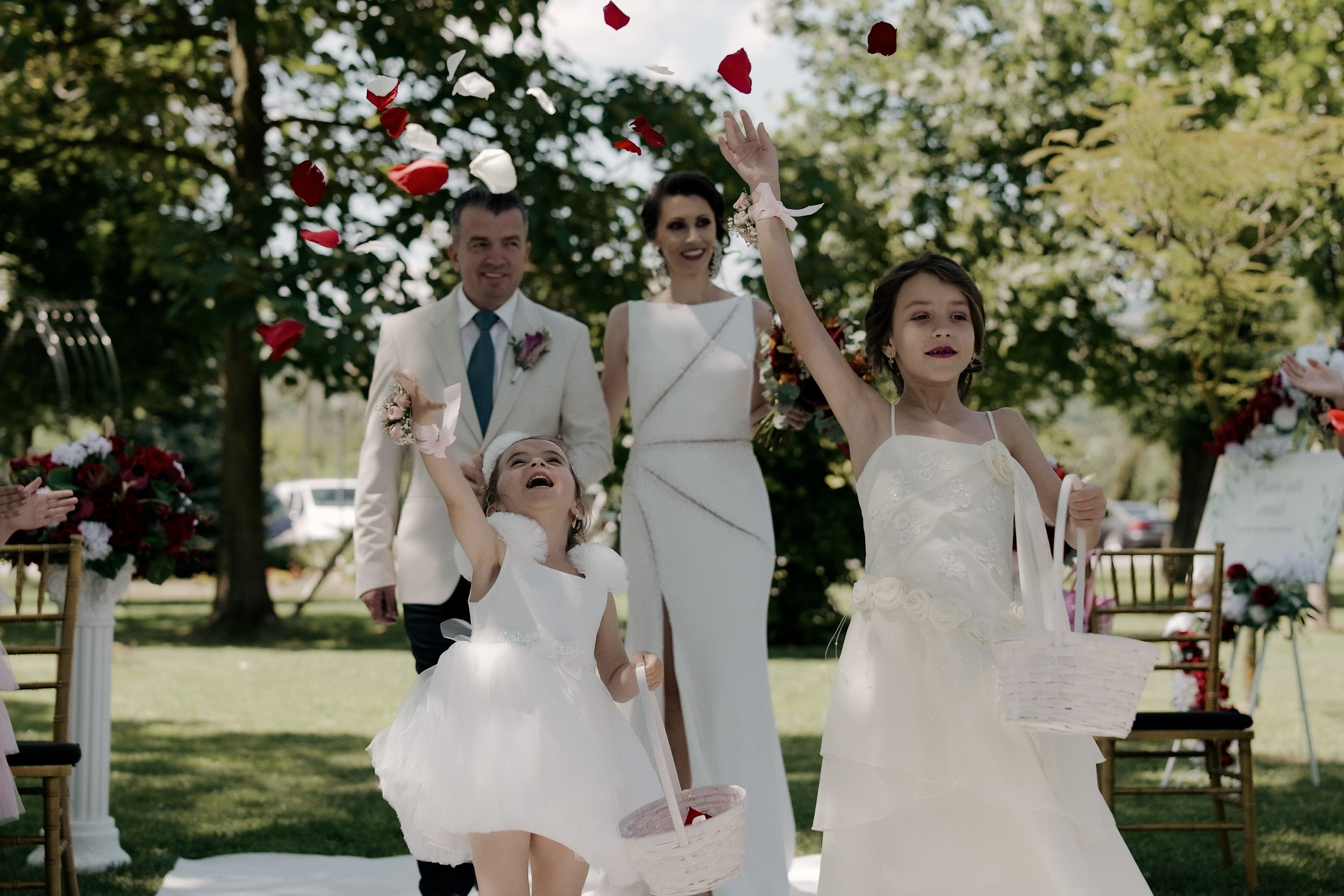 Videograf profesionist nună la Domeniile Martinutzi Alba Iulia. Horatiu Fat: Fotograf si Videograf Profesionist Nunta Cluj-Napoca