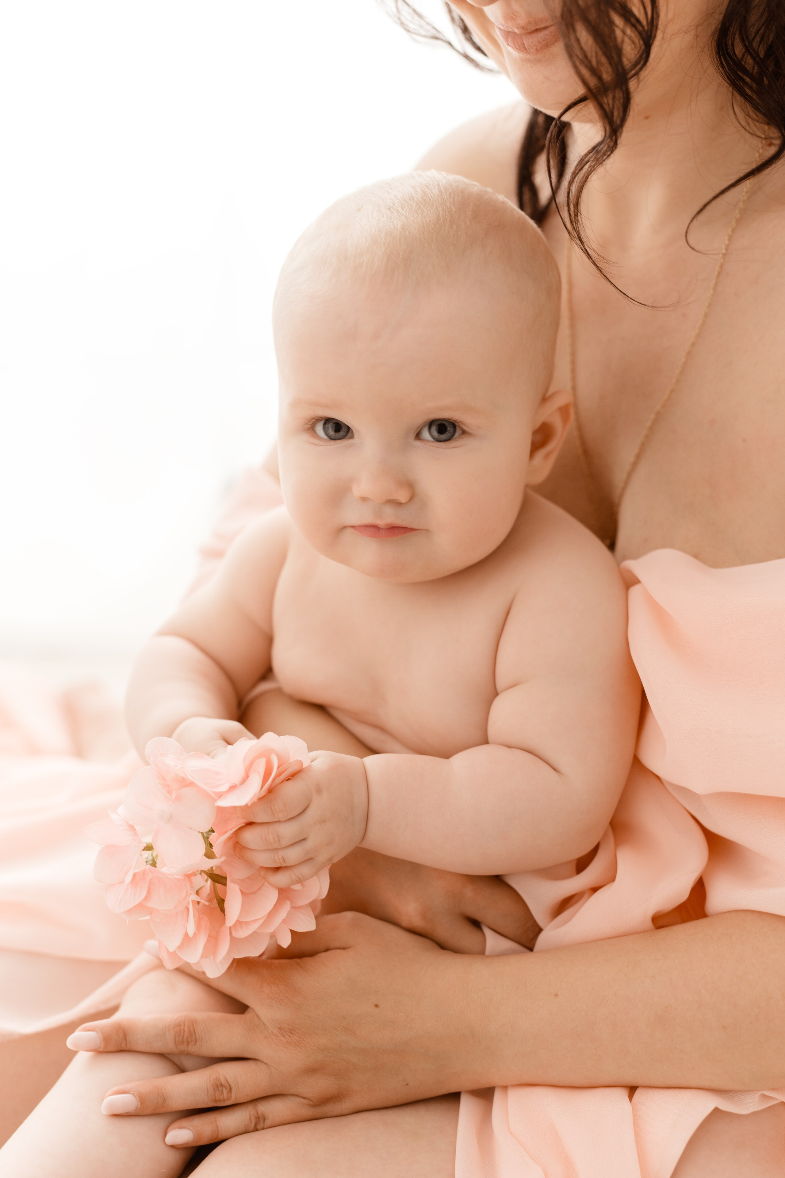 Fotograf rodzinny w Łodzi. Fotograf Łódź - sesja ciążowa, noworodkowa, dziecięca. Studio w Łodzi