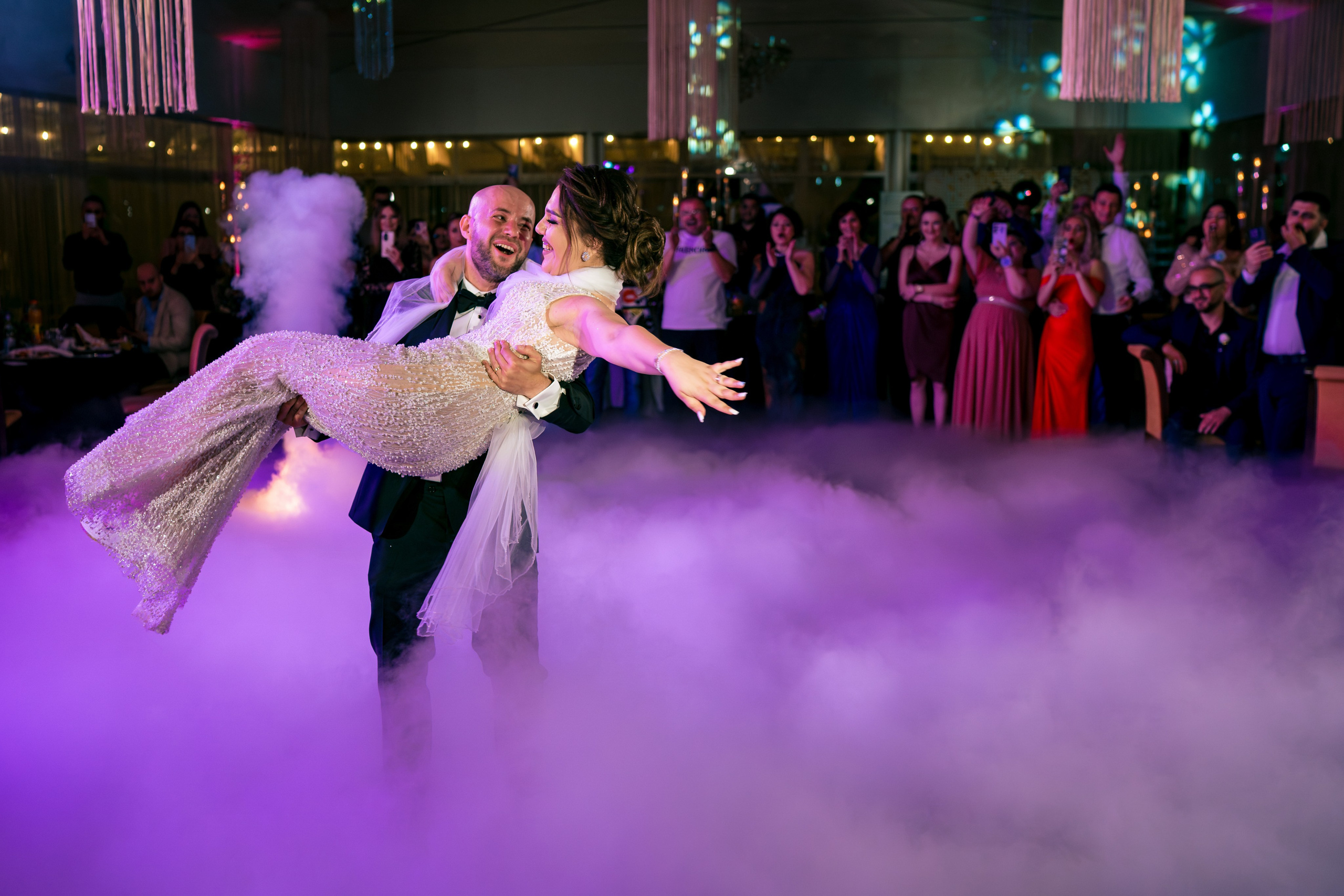 Crina & Cătălin. Acasă