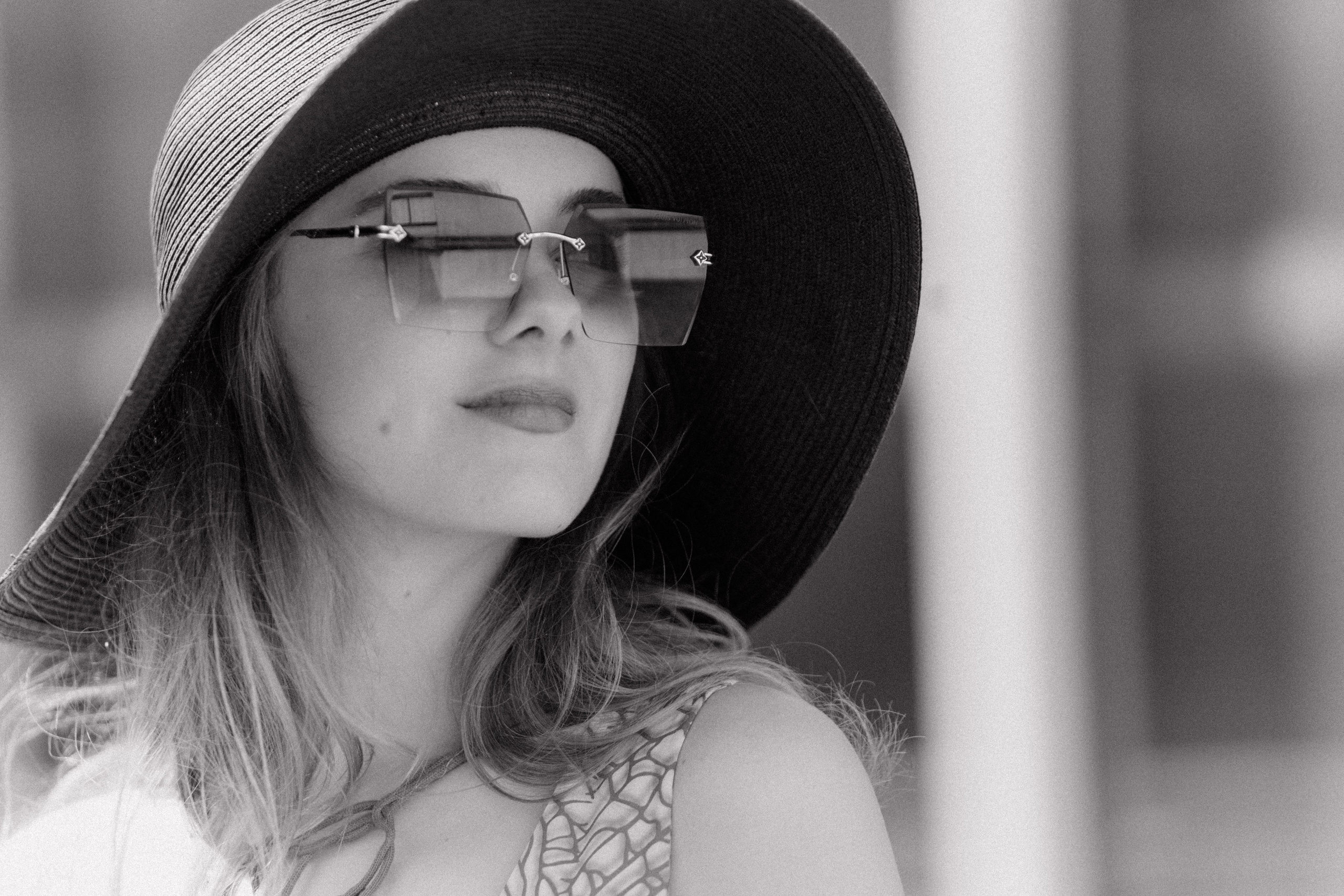 LOLA & OBLIQUE. Portrait photographer in Germany and all over Europe Mischa Blank