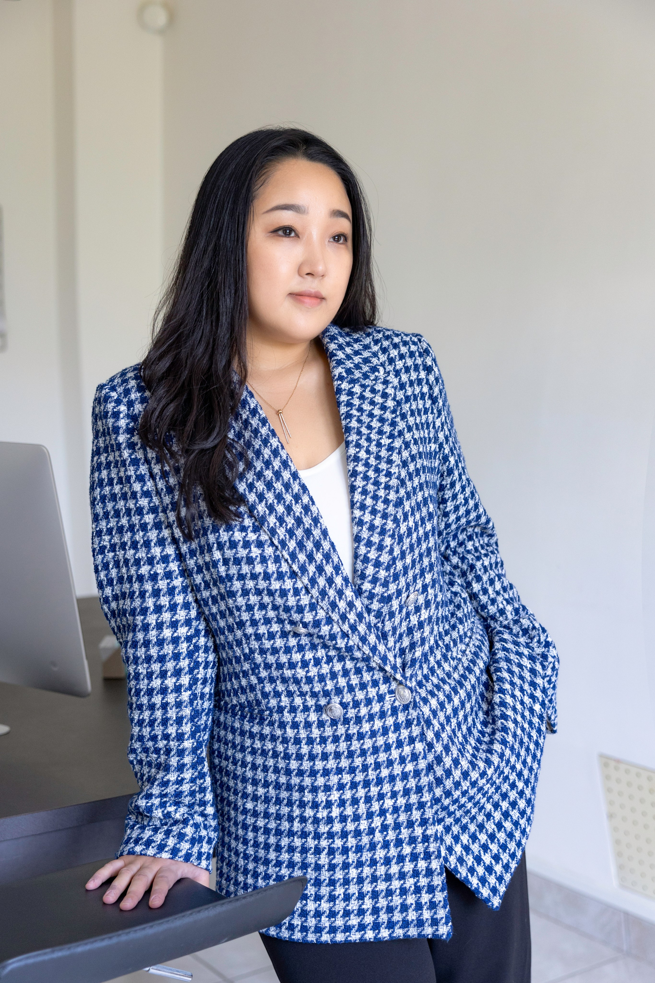 Personal brand photoshoot for Eve in Plaisans-du-Touche. Евгения Смирнова — фотограф в Тулузе и юго-западной Франции