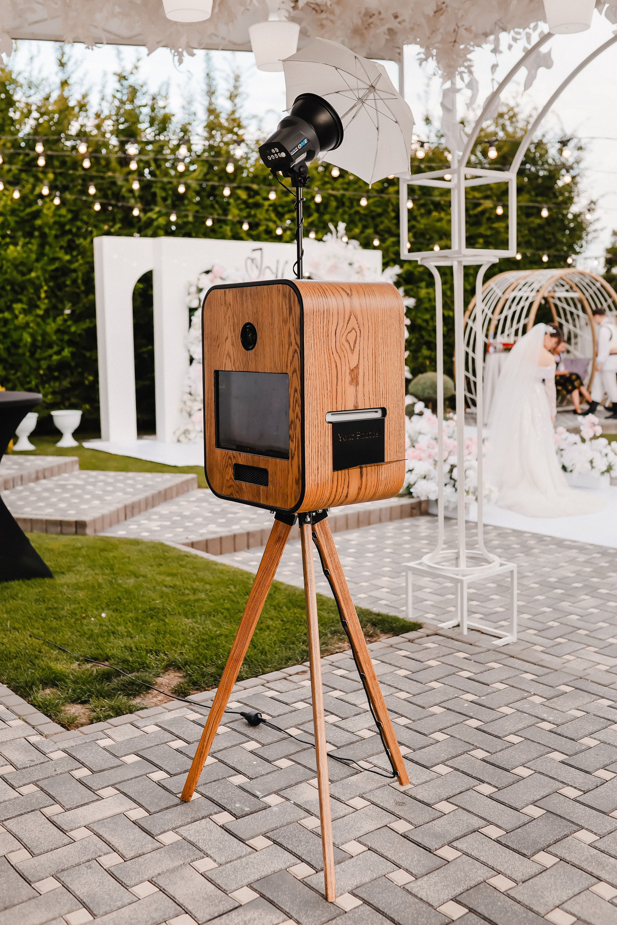 Cabina foto | EventBox.md | Cabina foto pentru nunta ta. Standart Studio - Servicii foto video pentru nuntă în Moldova Chișinău