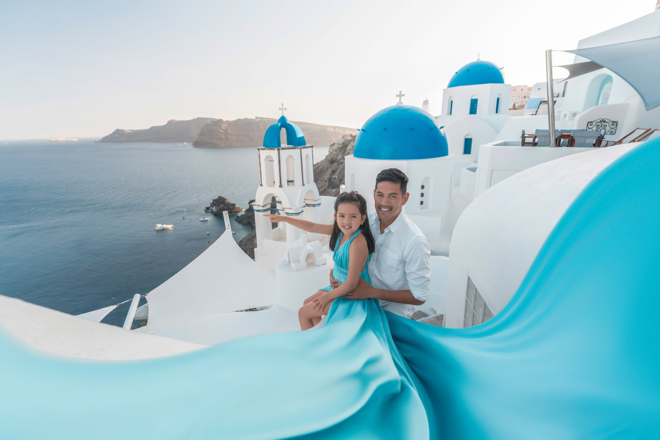 "Book a professional family photo session in Santorini with Sokolove and create stunning memories against Greece’s most picturesque scenery."