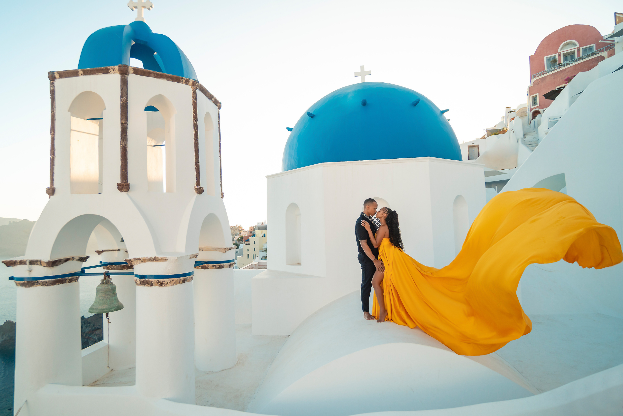 How to choose a photographer for couples in Santorini. Photographer in Santorini SokoLOVE Alex| Flying Dress Santorini