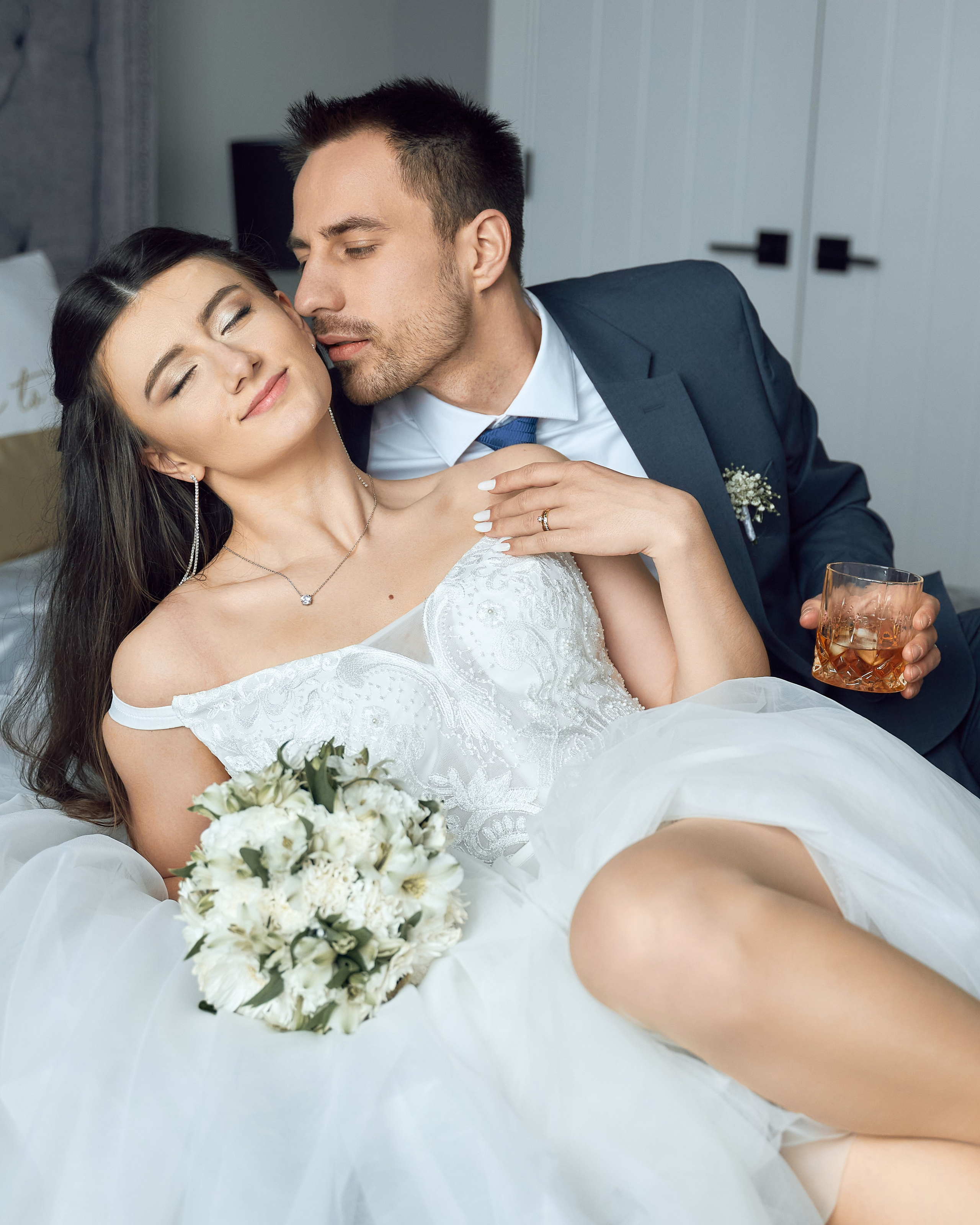 Calgary wedding photo and video. Photographer Andrii Bielikov