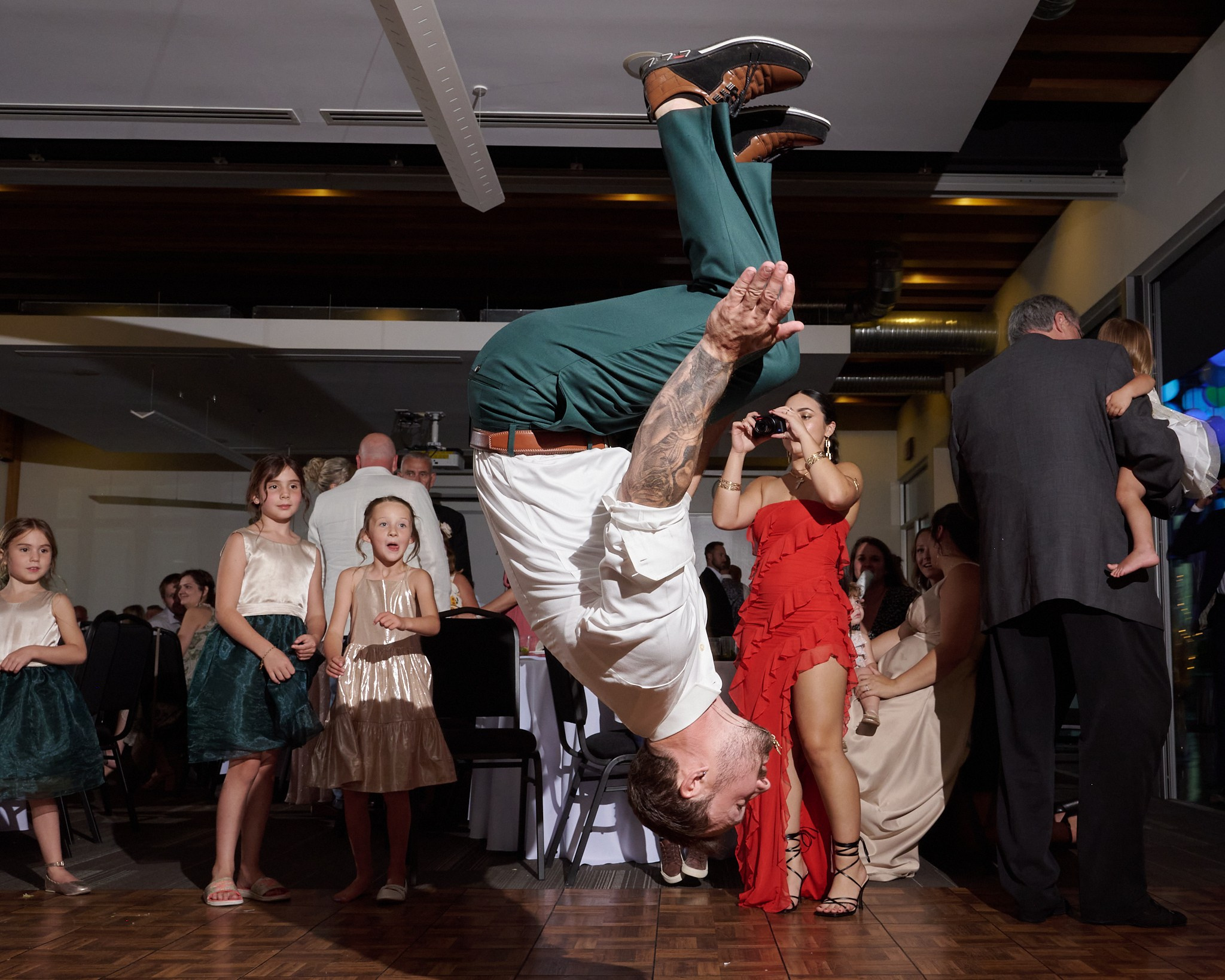 Calgary wedding photo and video. Photographer Andrii Bielikov