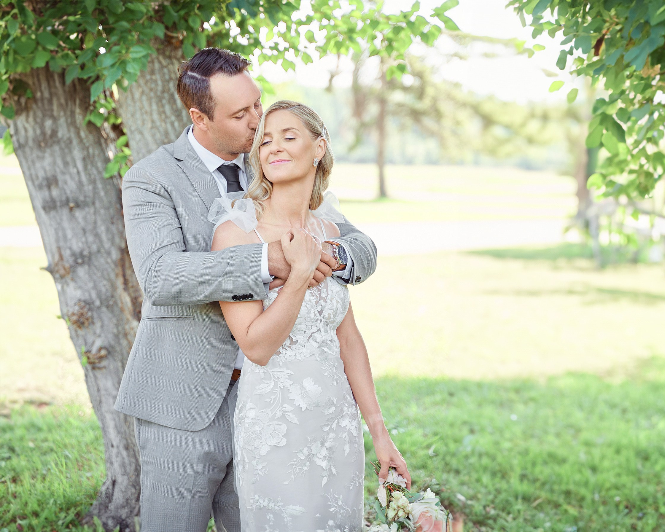 Calgary wedding photo and video. Photographer Andrii Bielikov
