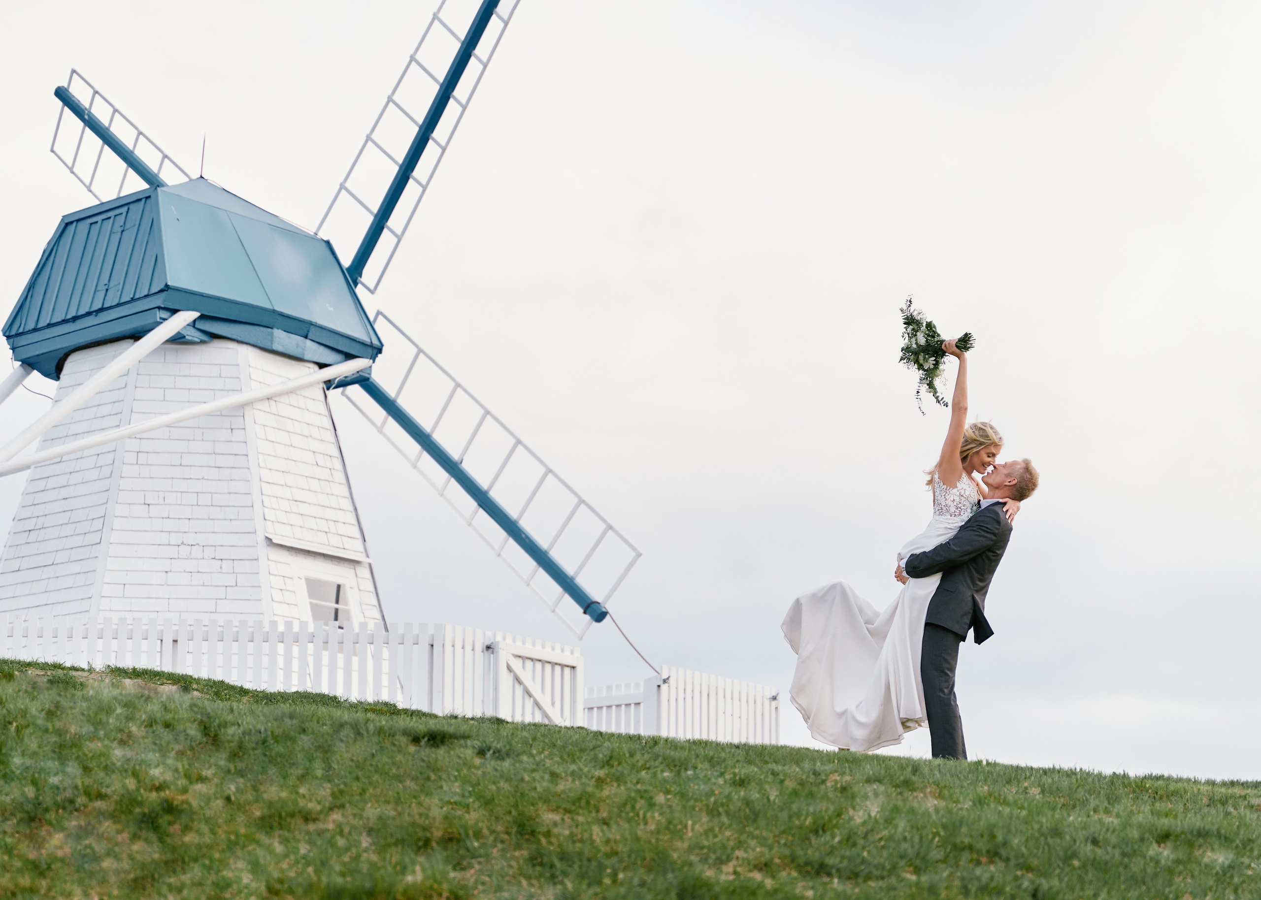 Calgary wedding photo and video. Photographer Andrii Bielikov