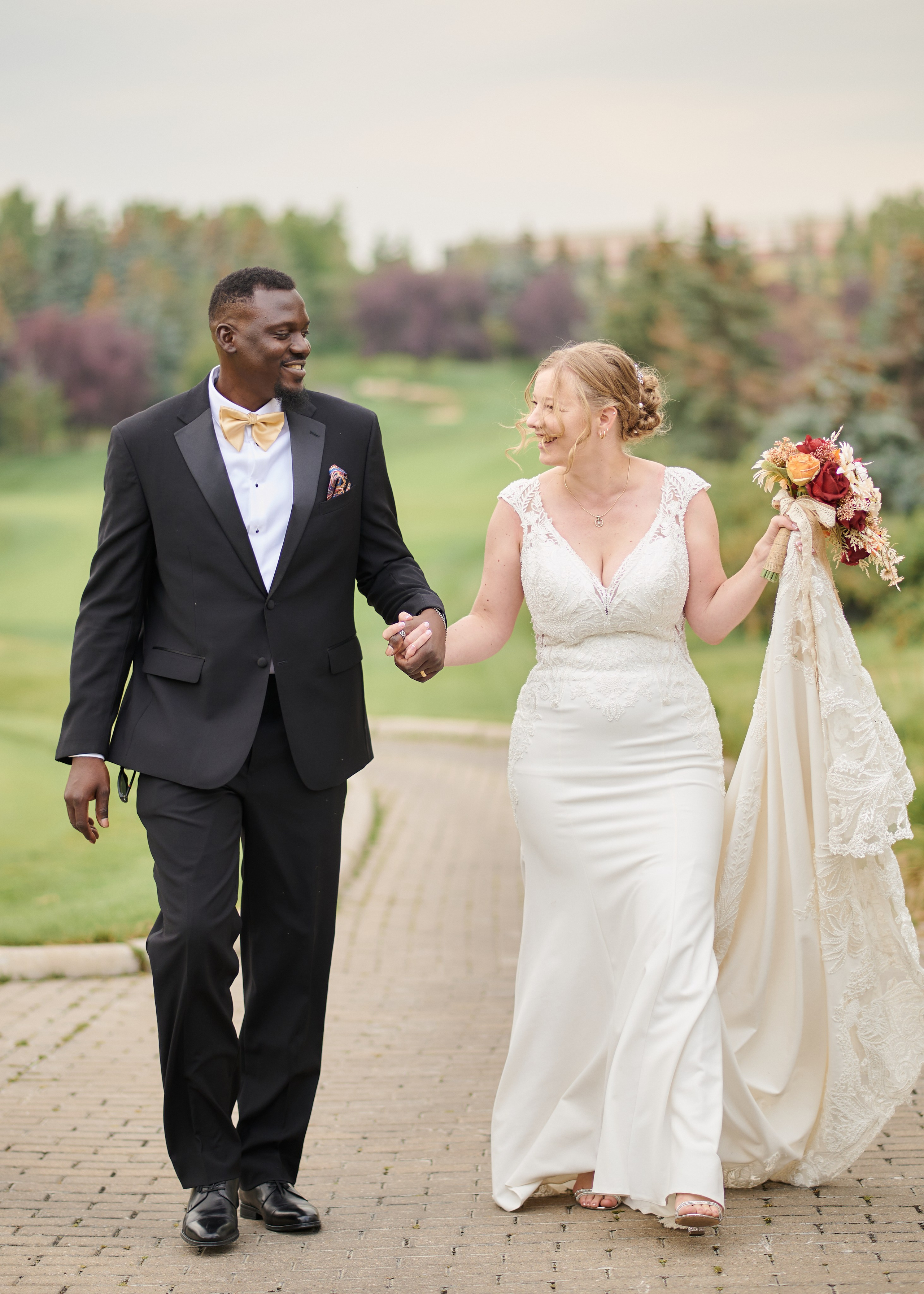 Calgary wedding photo and video. Photographer Andrii Bielikov