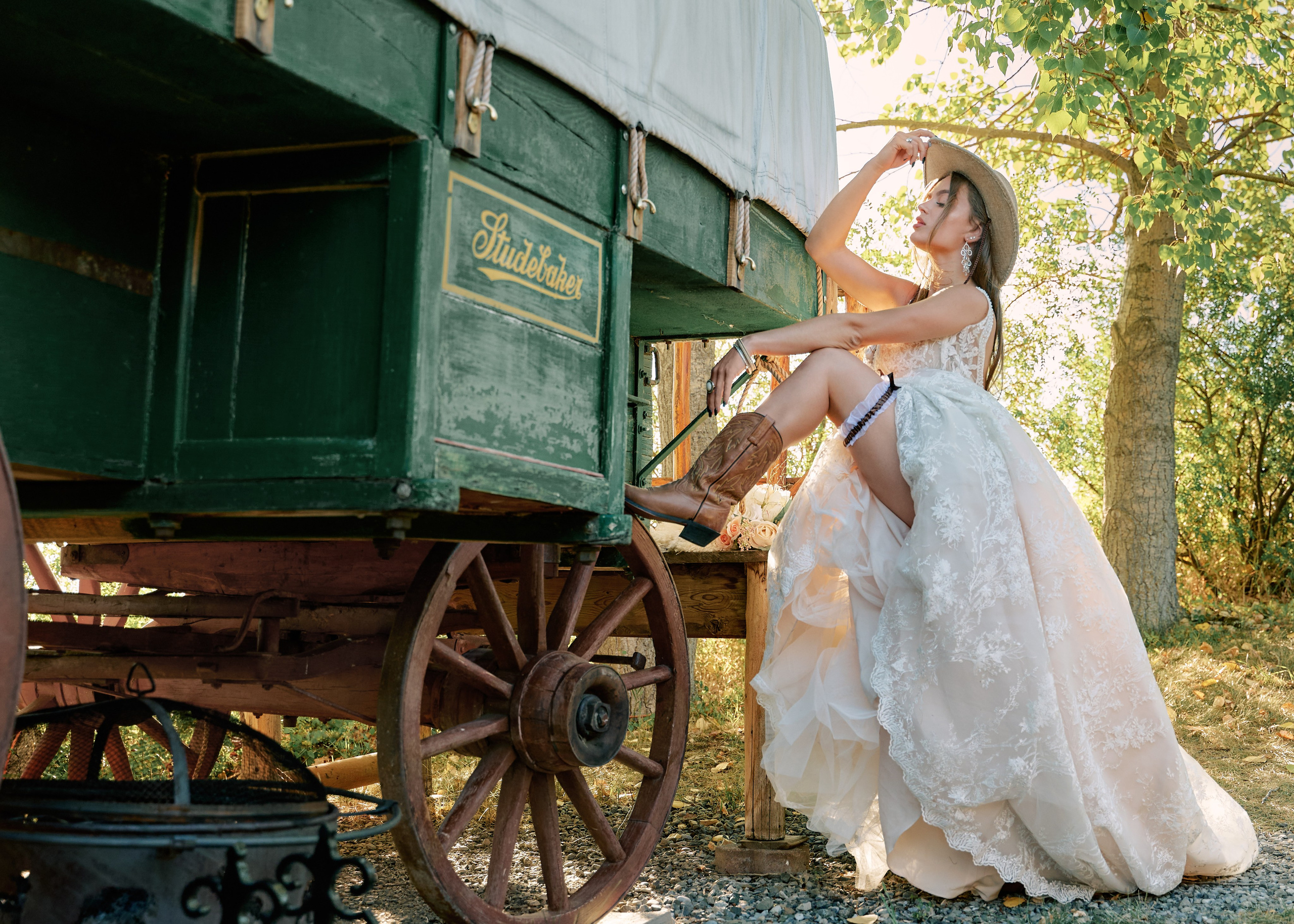 Calgary wedding photo and video. Photographer Andrii Bielikov