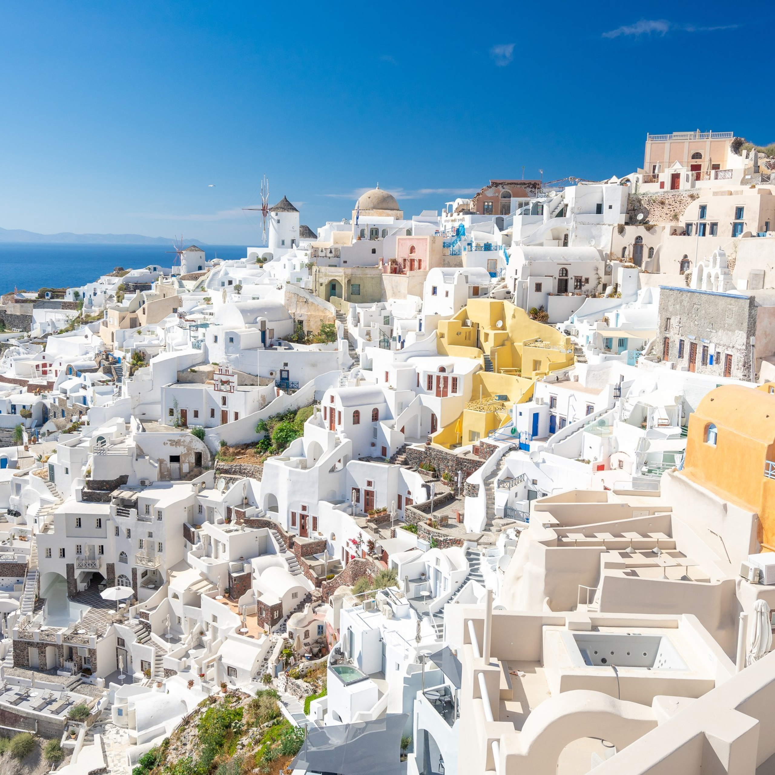 How Flying Dresses Work: Everything You Need to Know. Photographer in Santorini SokoLOVE Alex| Flying Dress Santorini