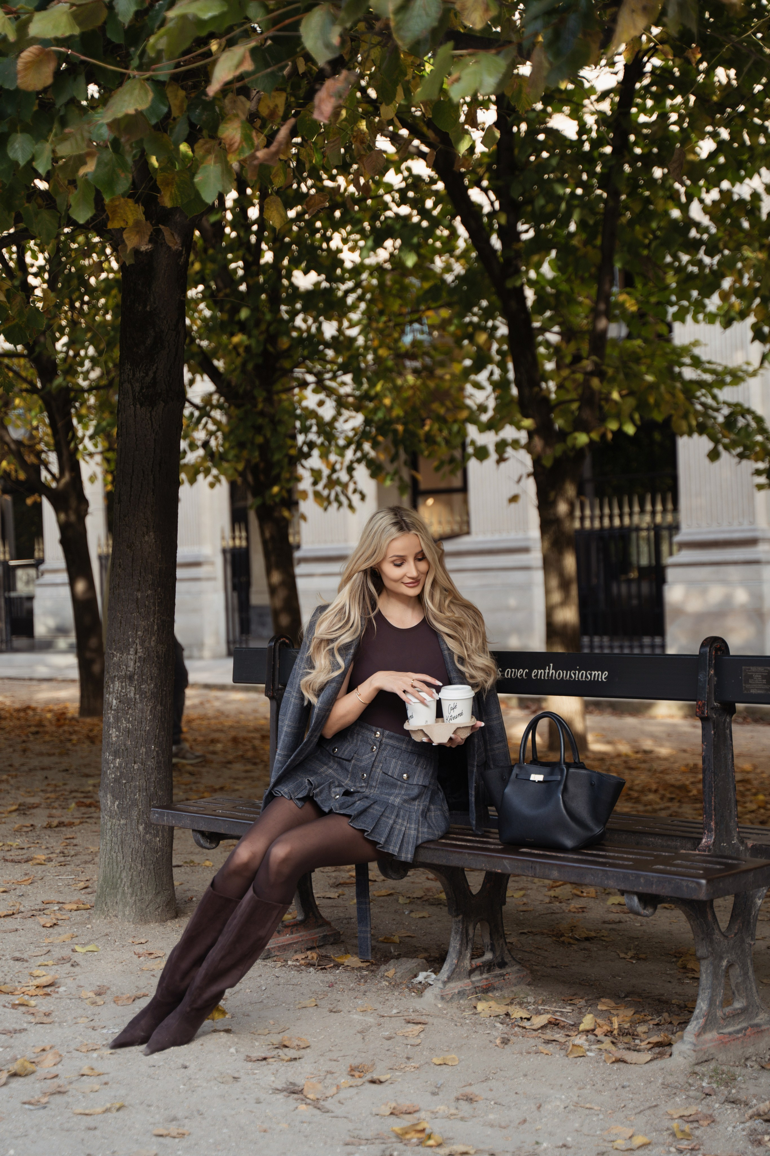 Photographer in Paris Yulia Shkadina | Couples, engagement, pre-wedding, individual photo-shoots in Paris at the best locations