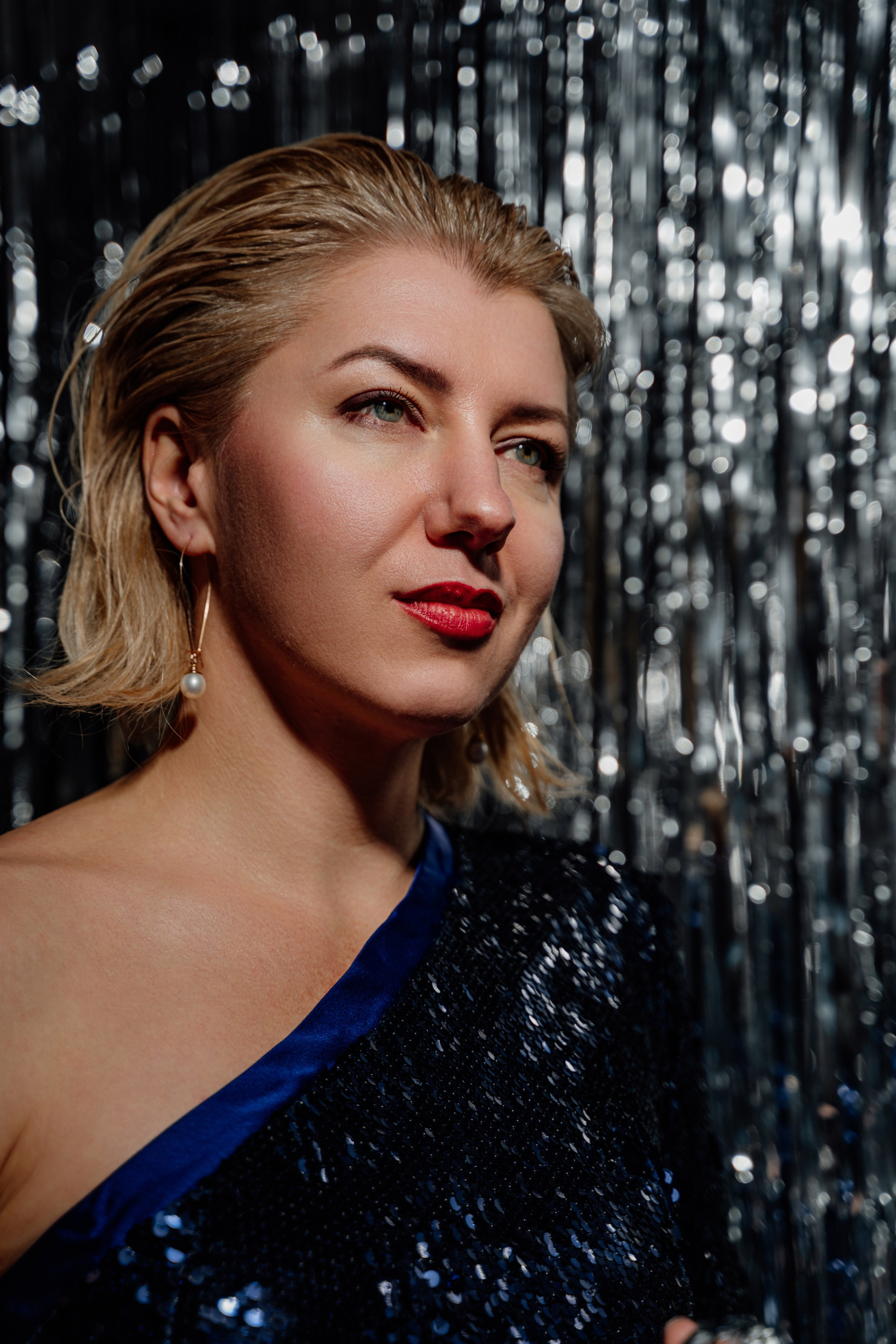 Zarina’s pregnancy photoshoot at the lavender farm. Photographer in England Ekaterina Romanova