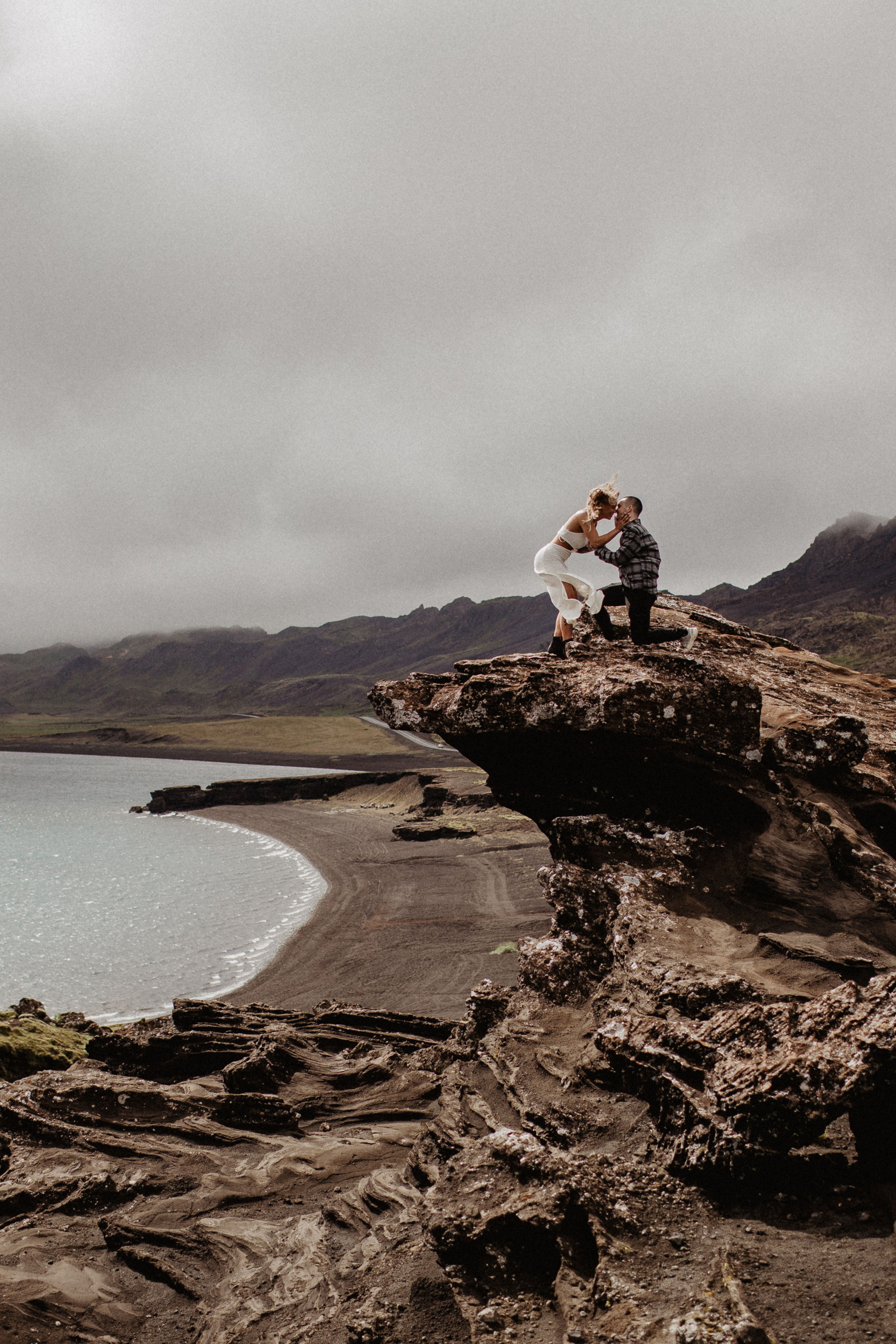 Engagement photoshoot in Iceland | Proposal in Iceland