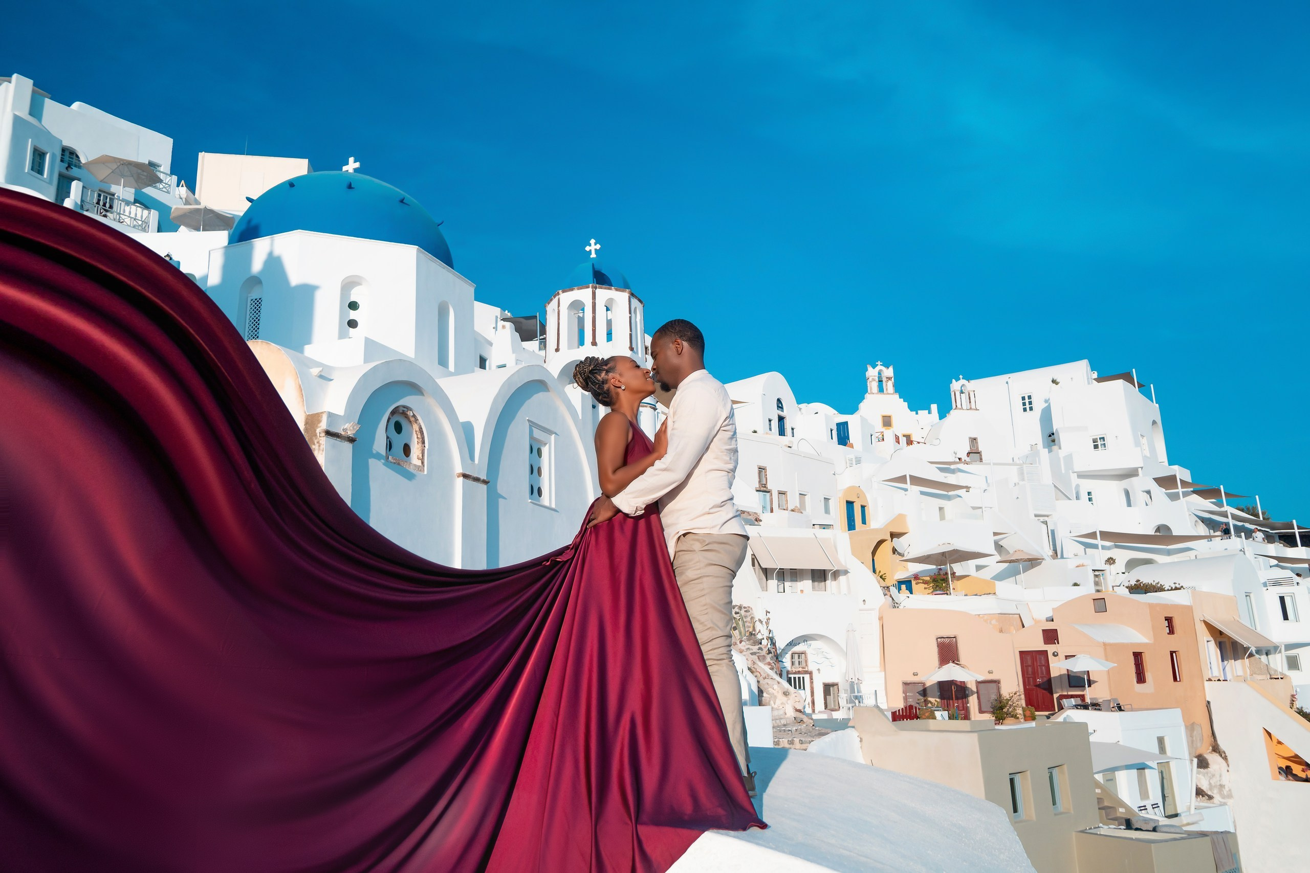 Enchanting Sunset in Oia: A Dreamlike Photo Collection from Santorini