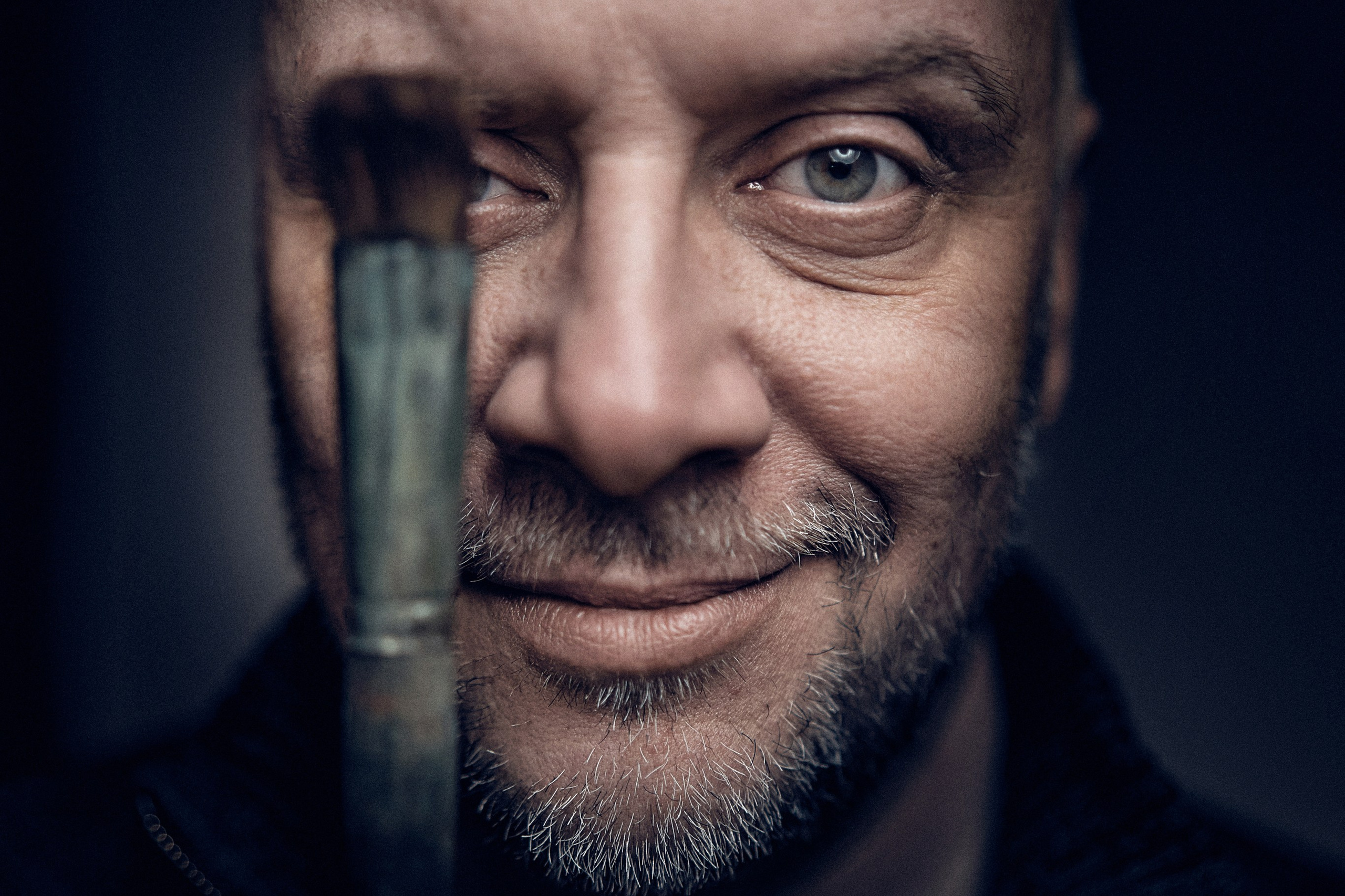 Portrait of a Artist — Simeon Genew